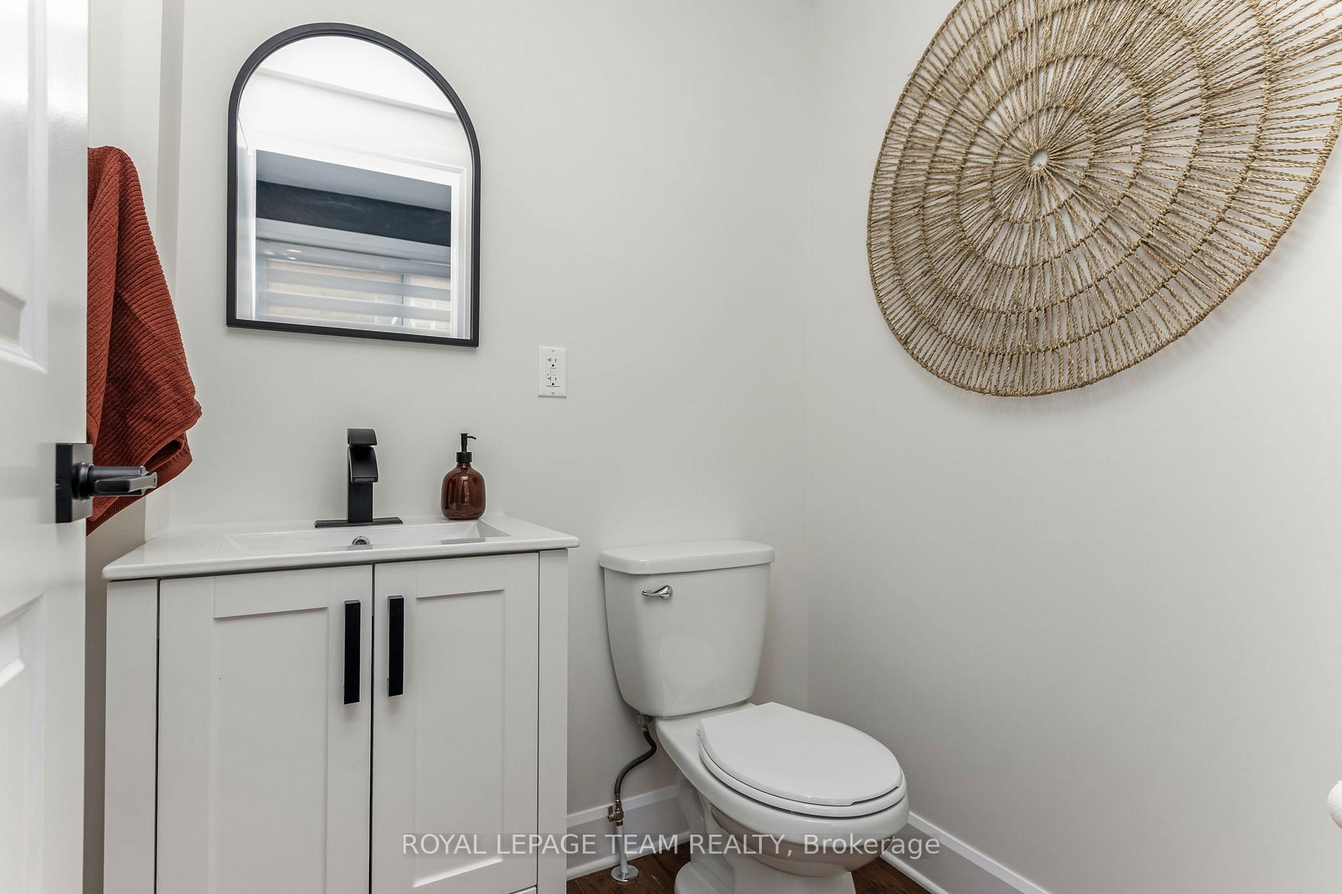 Photo 43 of 35 Edward Street S, Arnprior — HOMEH