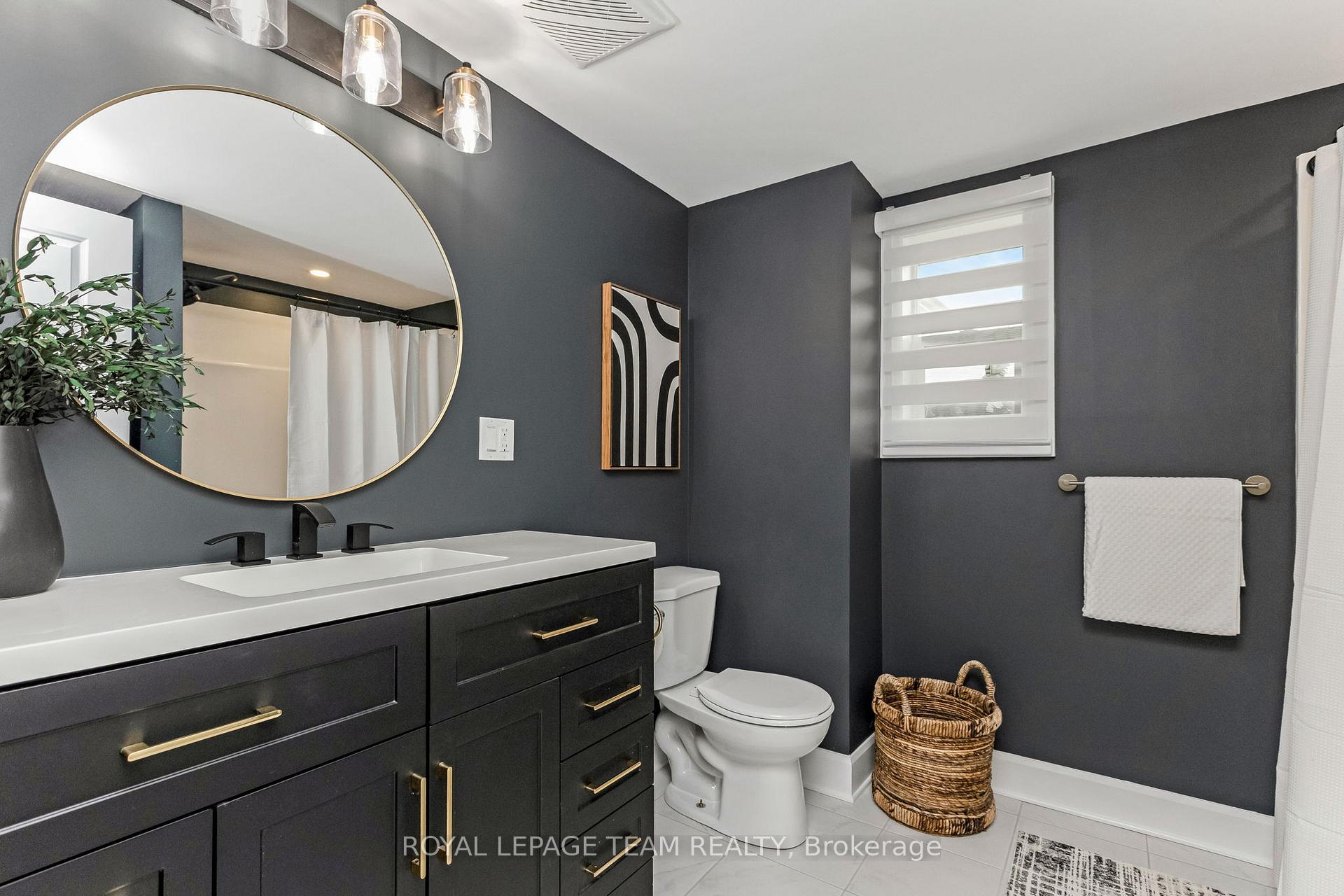 Photo 37 of 35 Edward Street S, Arnprior — HOMEH