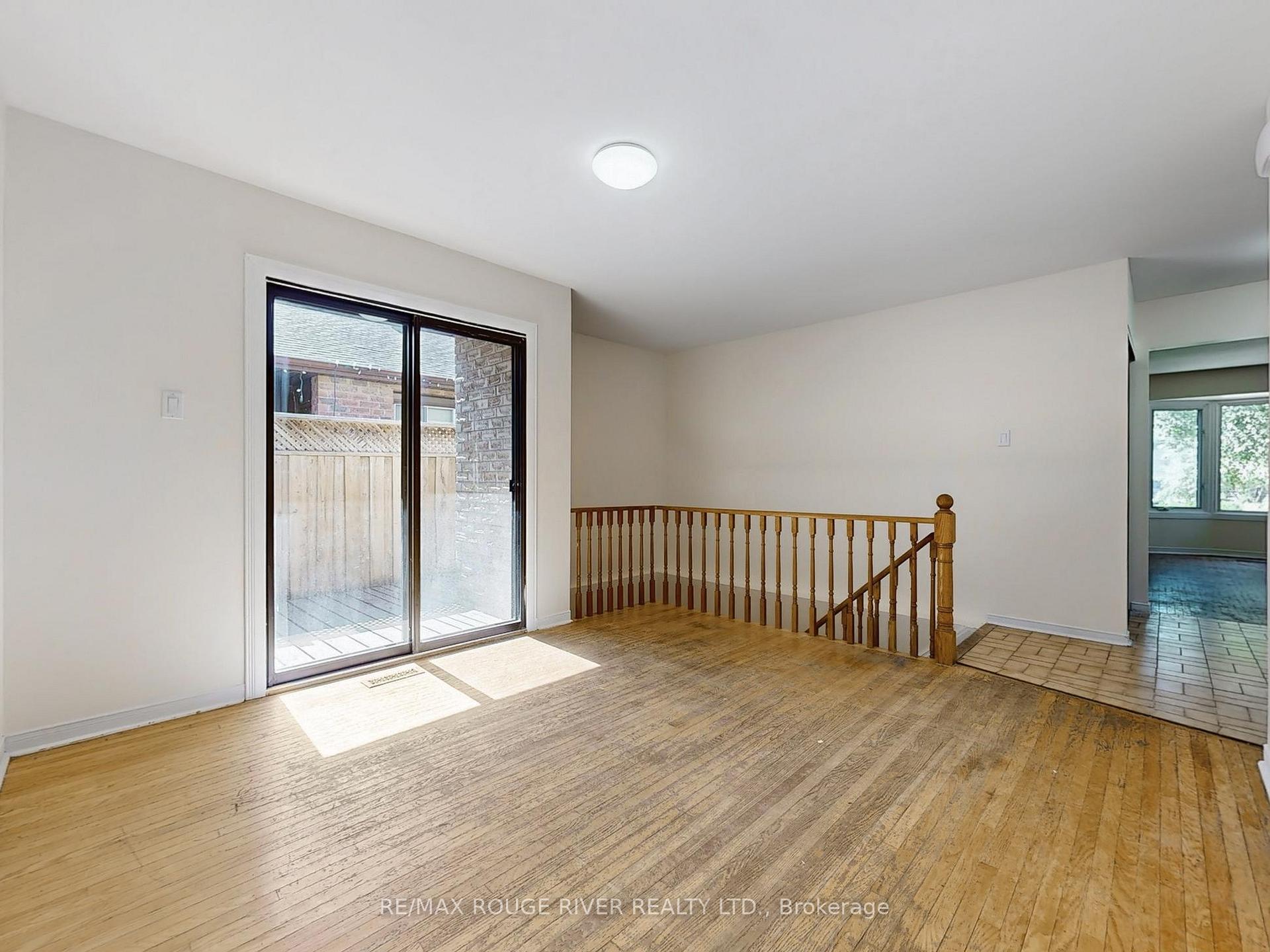 Photo 13 of 31 Delaney Drive, Ajax, Central West — HOMEH