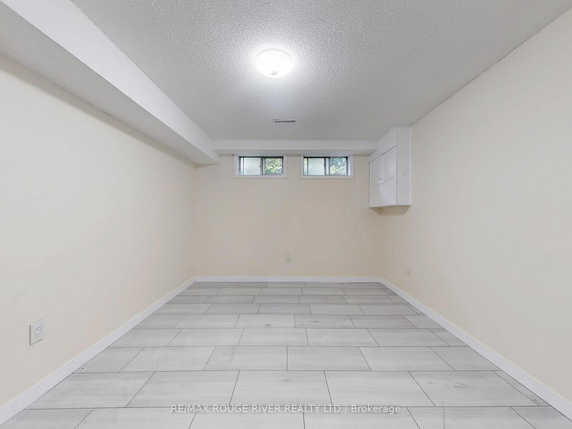 Photo 20 of 31 Delaney Drive, Ajax, Central West — HOMEH
