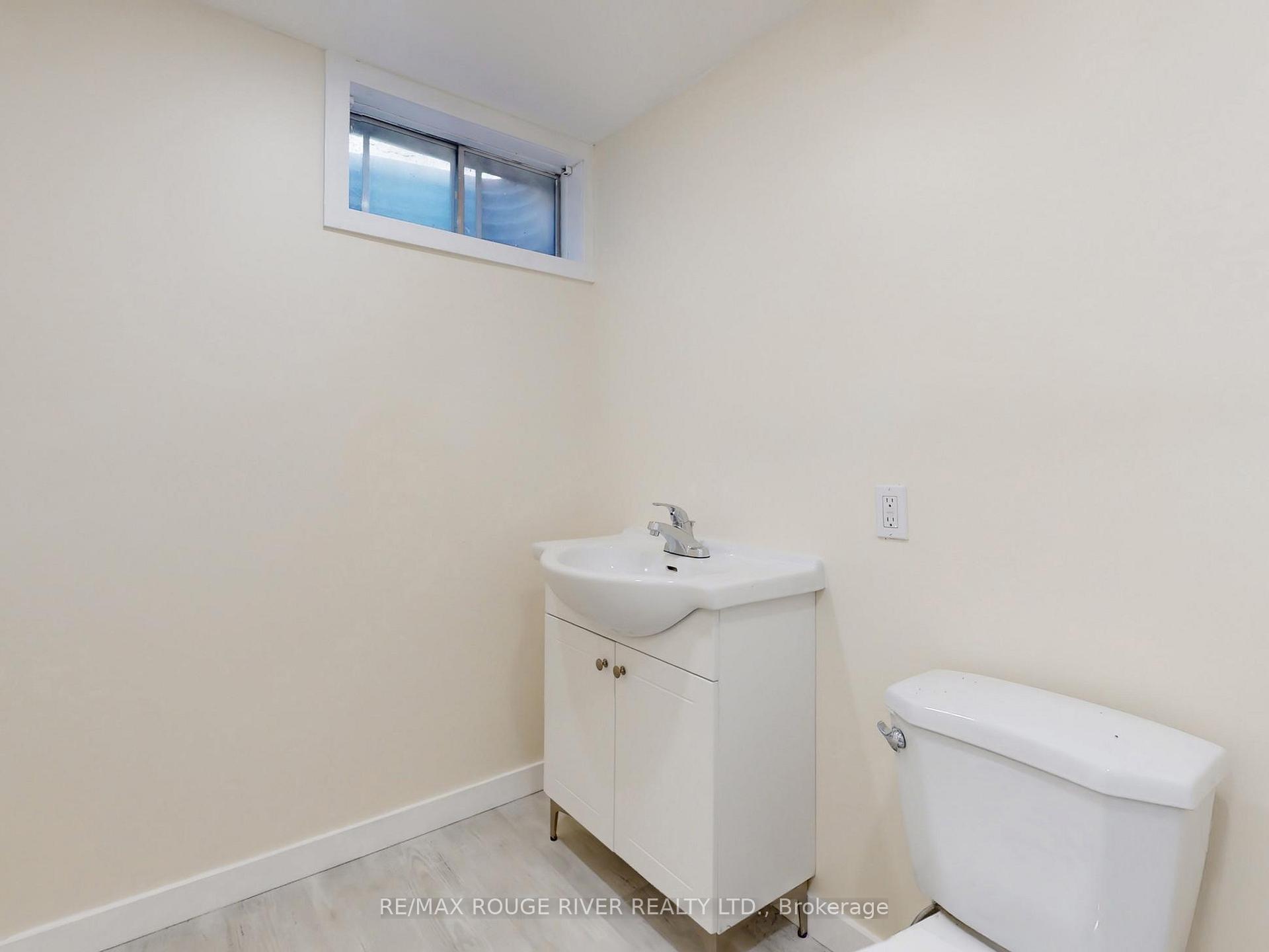 Photo 18 of 31 Delaney Drive, Ajax, Central West — HOMEH