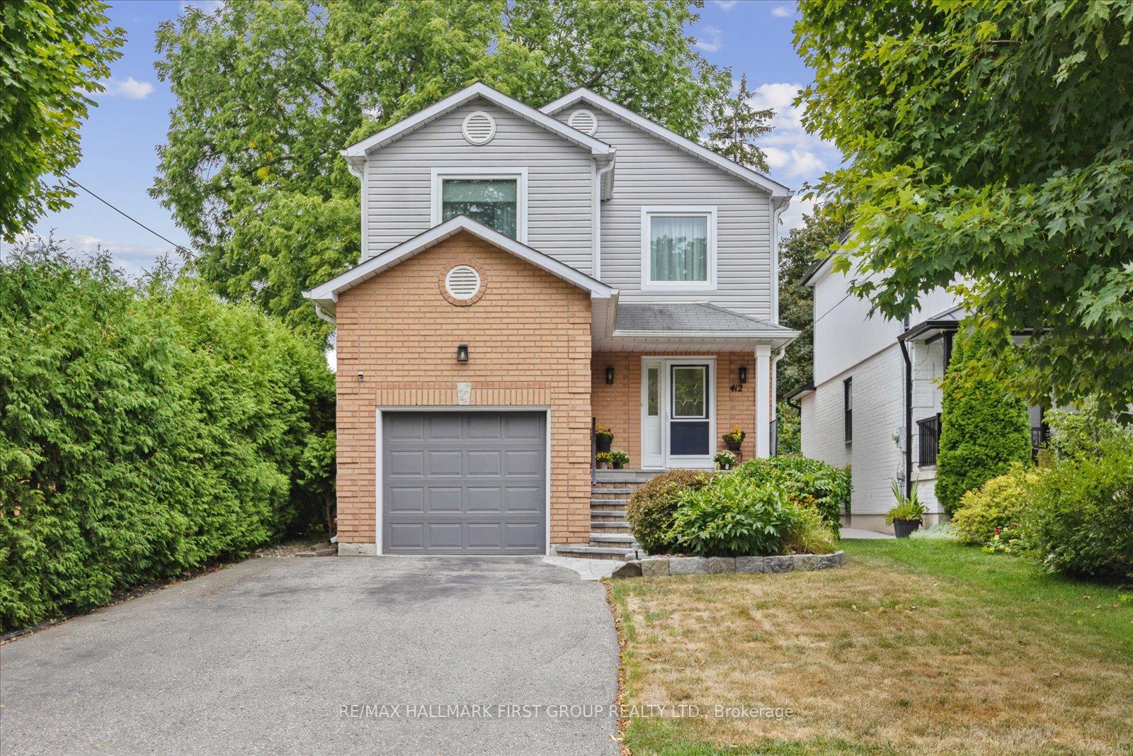 Front of 412 Athol Street
