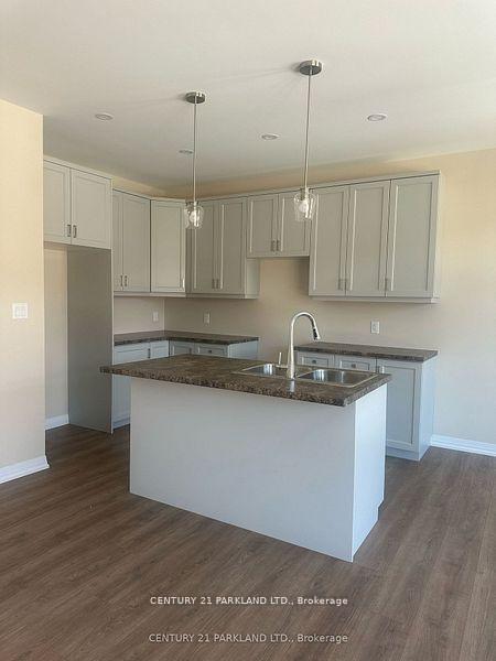 Photo 3 of 50 Summit Crescent, Belleville, Belleville Ward — HOMEH
