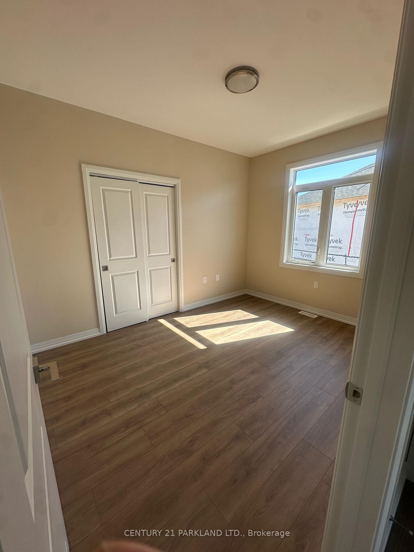 Photo 10 of 50 Summit Crescent, Belleville, Belleville Ward — HOMEH