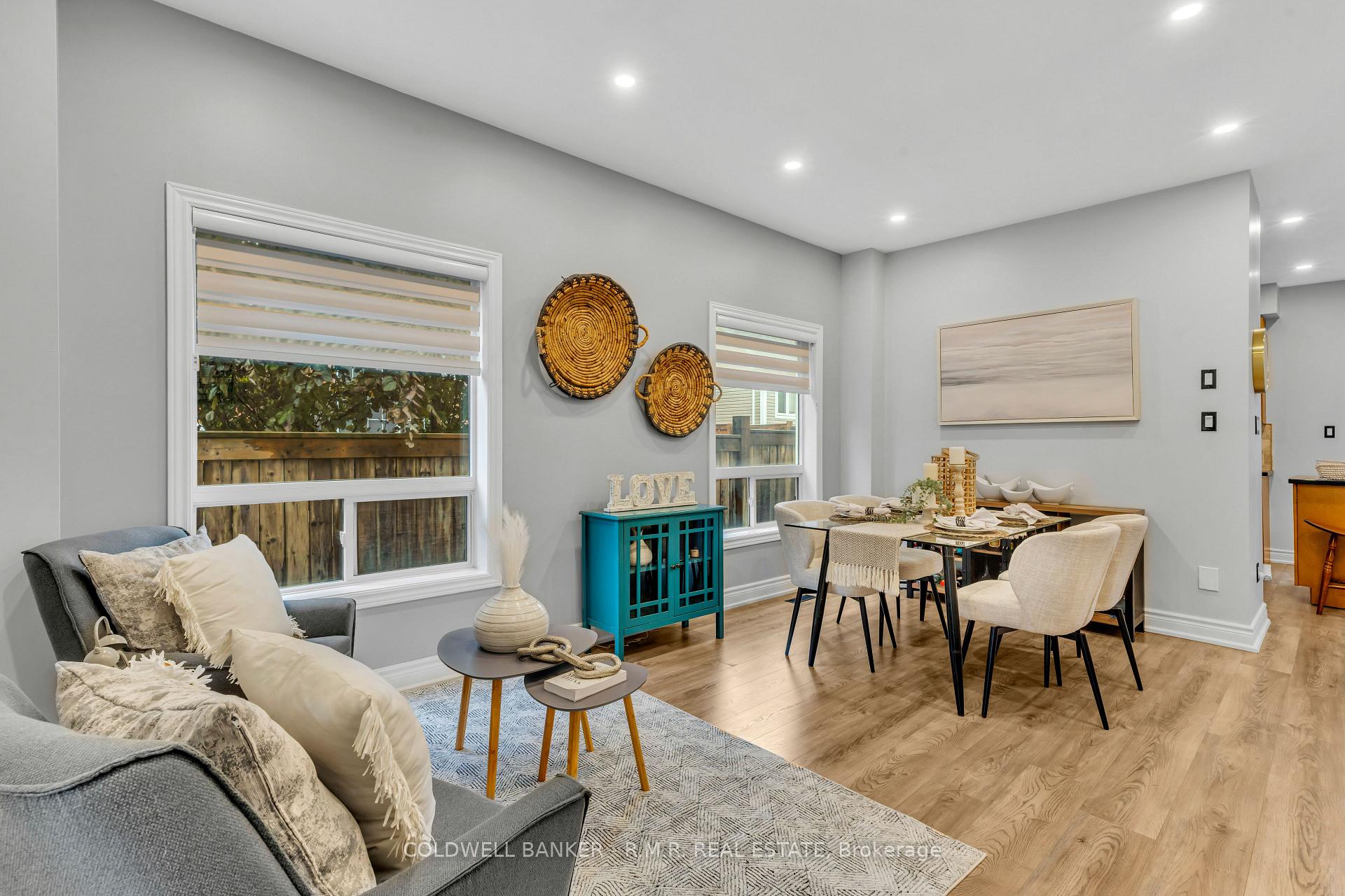 Photo 9 of 82 Vipond Road, Whitby, Brooklin — HOMEH