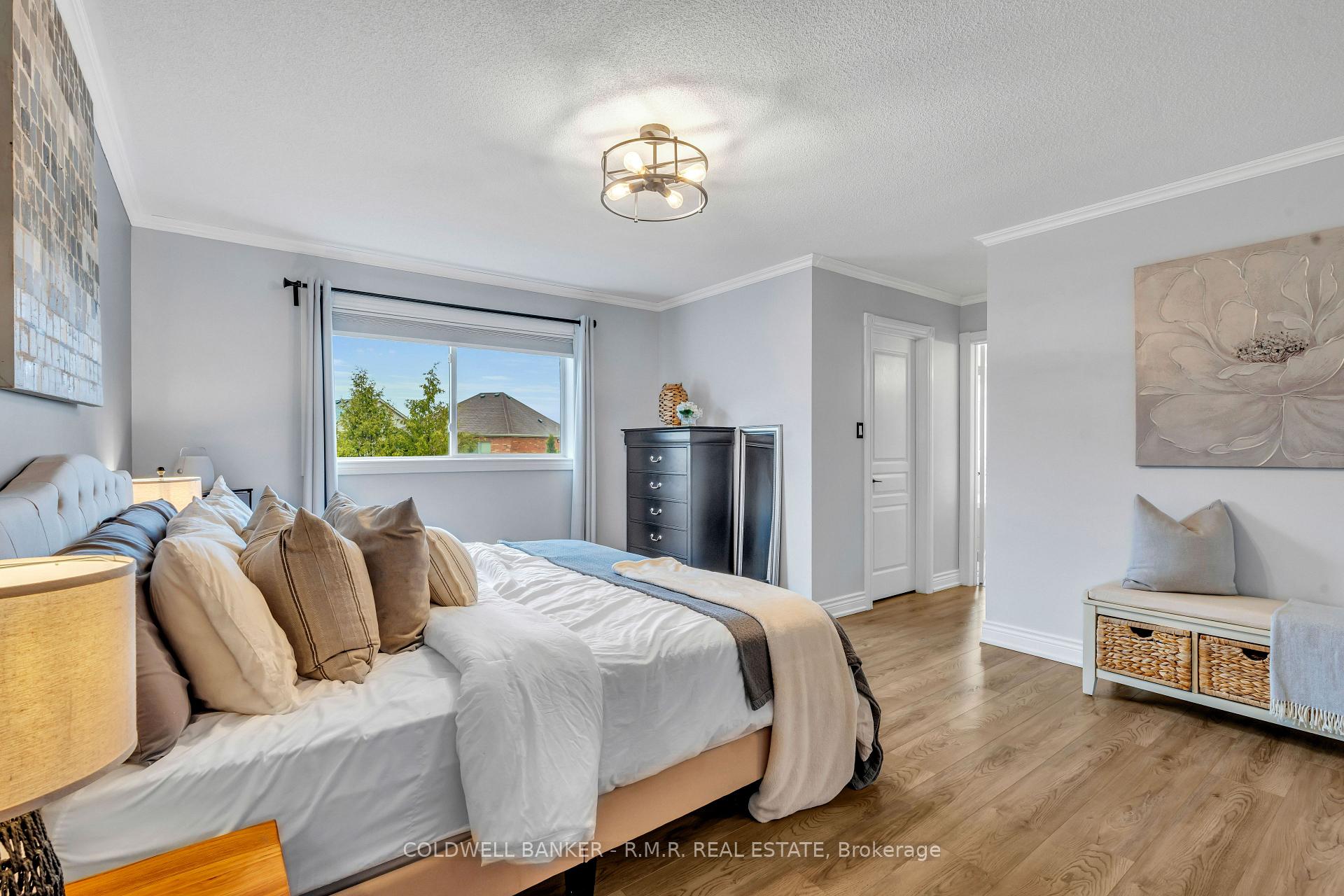 Photo 21 of 82 Vipond Road, Whitby, Brooklin — HOMEH