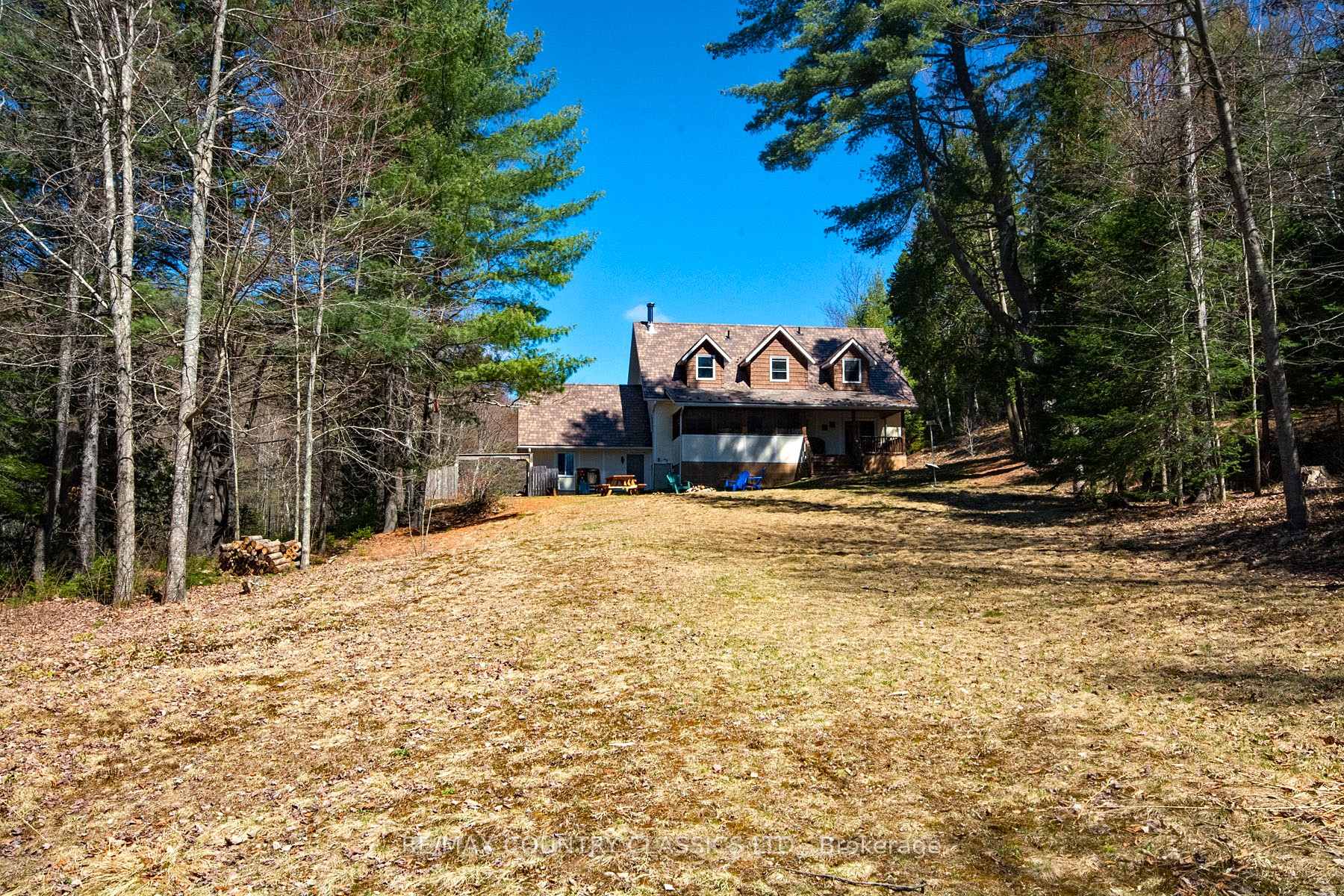 Photo 21 of 7 Vanluven Lane, Bancroft, Bancroft Ward — HOMEH