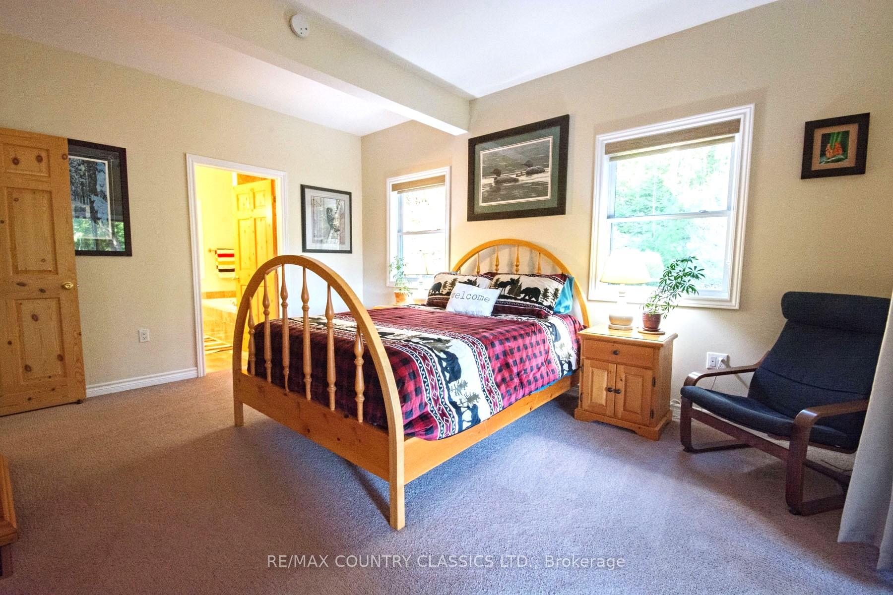 Photo 37 of 7 Vanluven Lane, Bancroft, Bancroft Ward — HOMEH