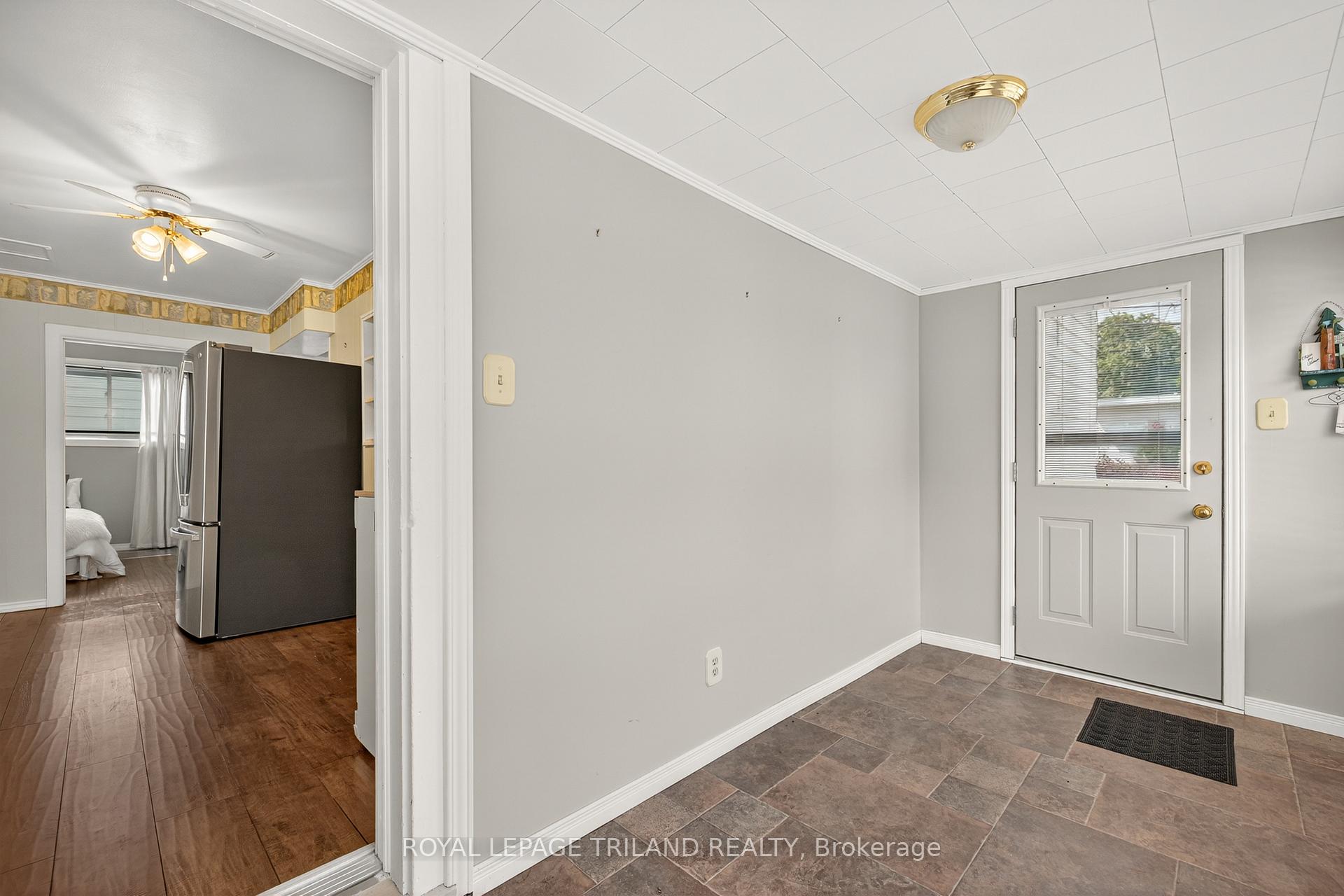 Photo 4 of 16 Clarence Street, Aylmer — HOMEH