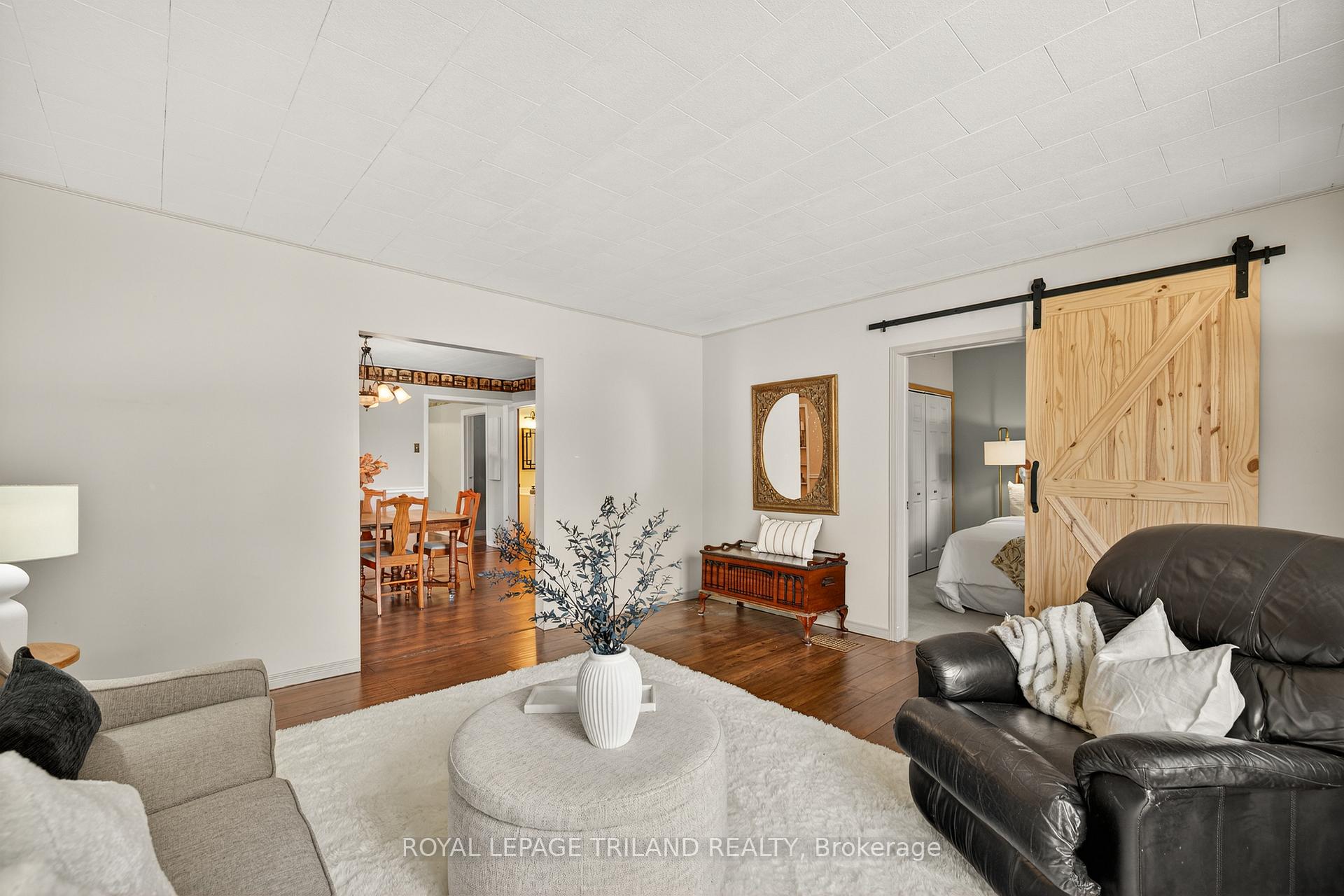 Photo 6 of 16 Clarence Street, Aylmer — HOMEH
