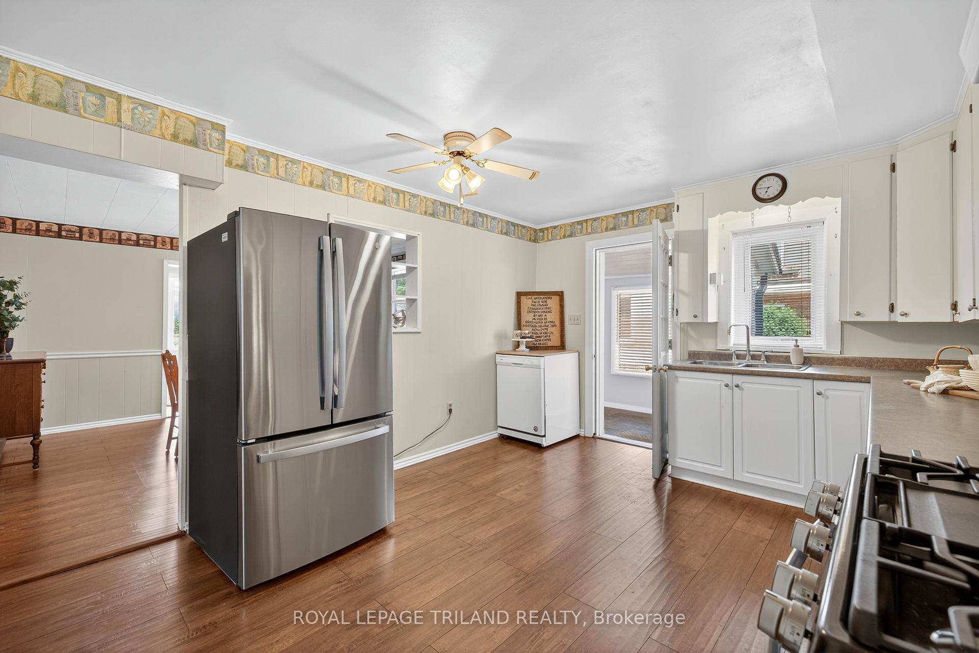 Photo 14 of 16 Clarence Street, Aylmer — HOMEH