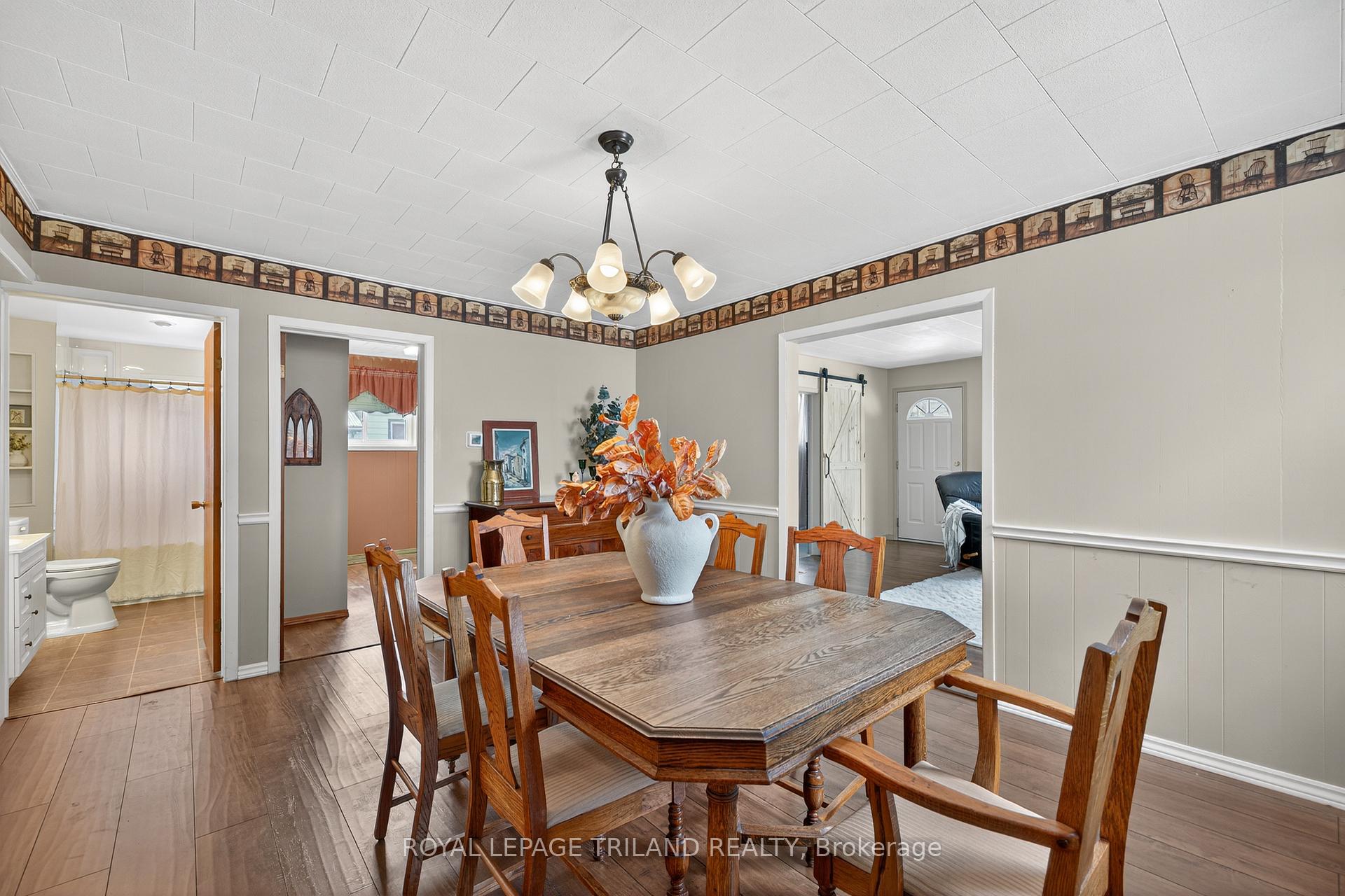 Photo 18 of 16 Clarence Street, Aylmer — HOMEH