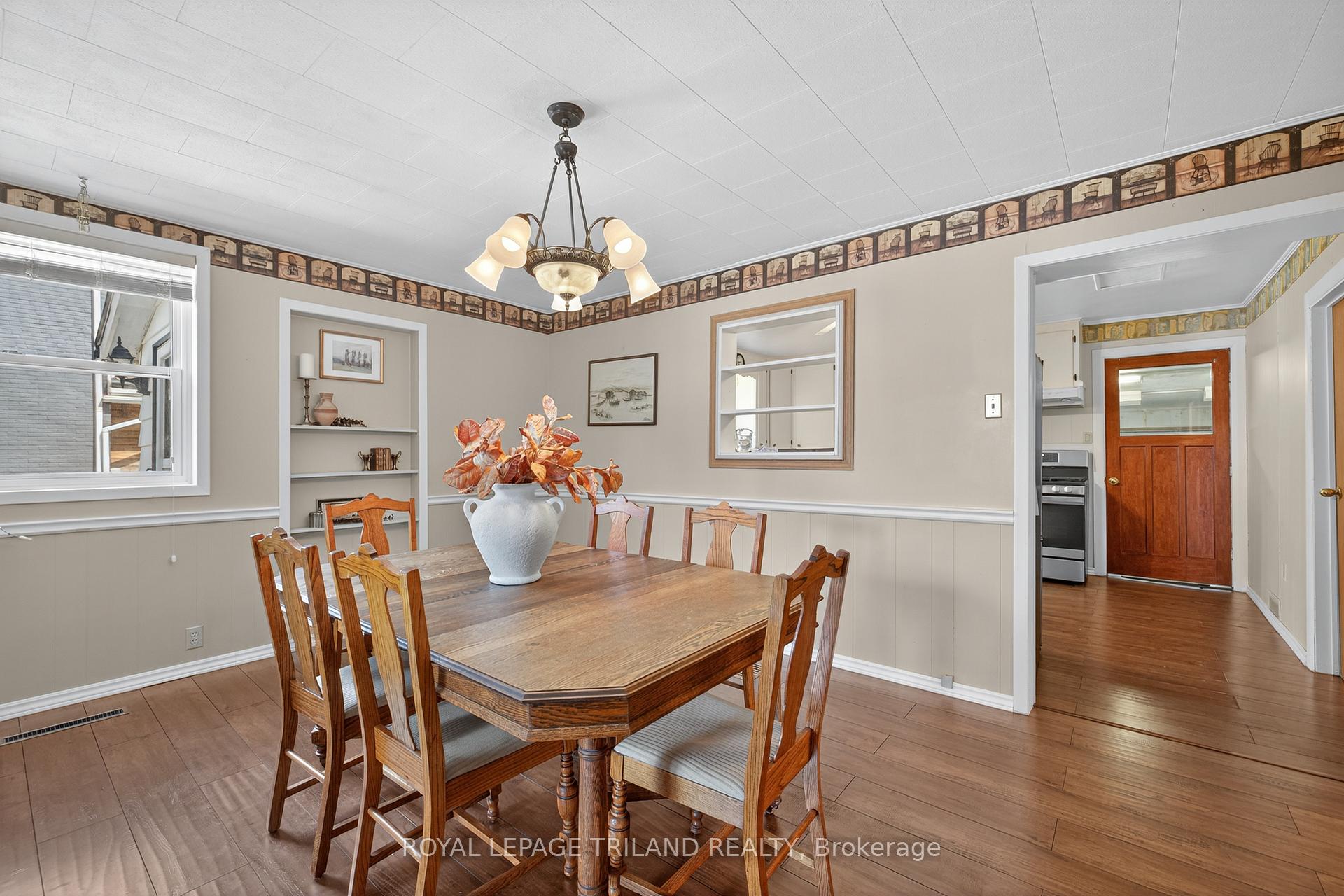 Photo 19 of 16 Clarence Street, Aylmer — HOMEH