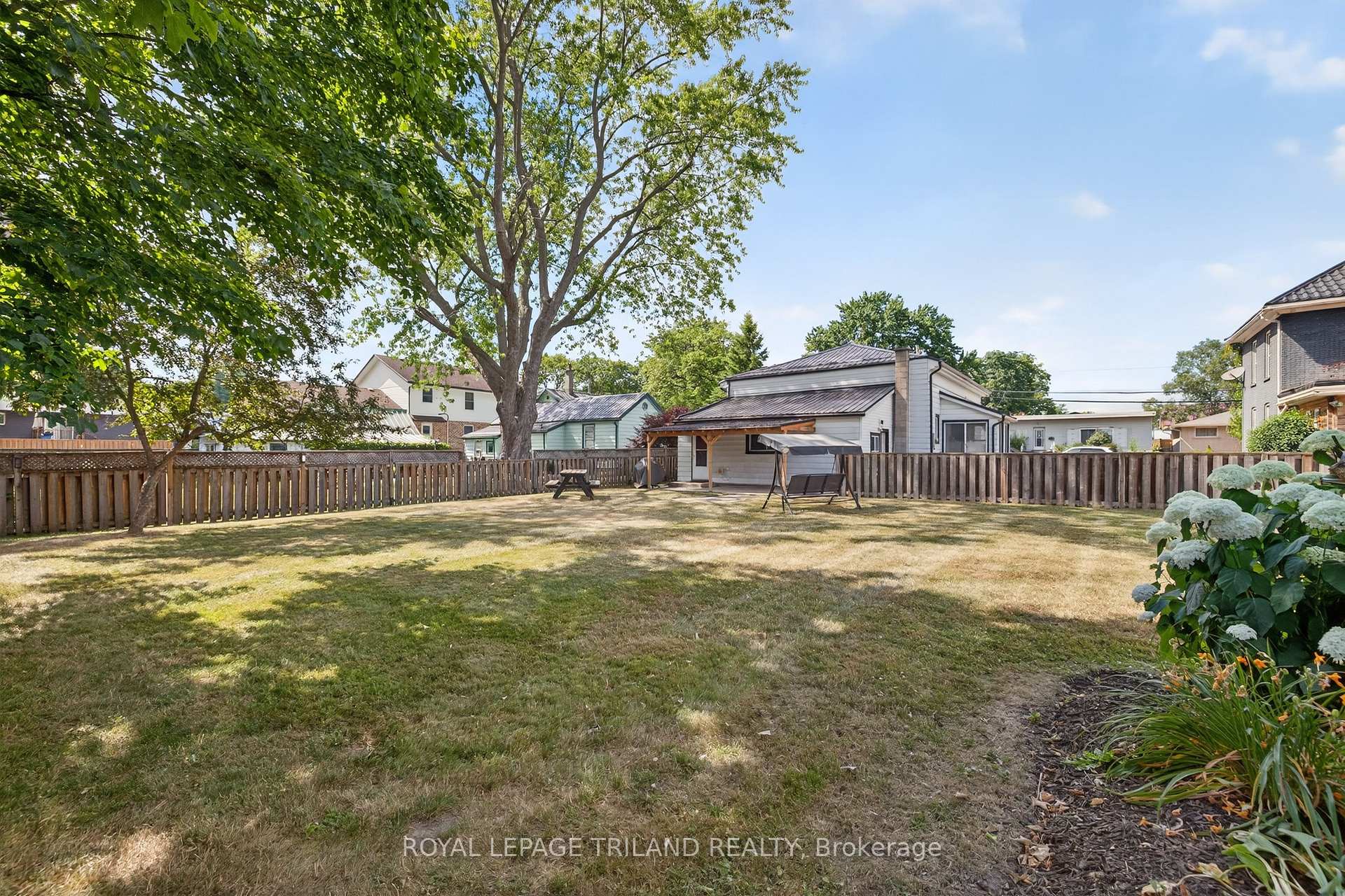 Photo 38 of 16 Clarence Street, Aylmer — HOMEH