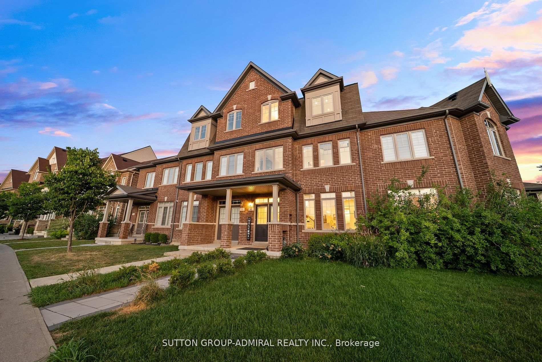 Photo 1 of 49 East's Corners Boulevard, Vaughan, Kleinburg — HOMEH