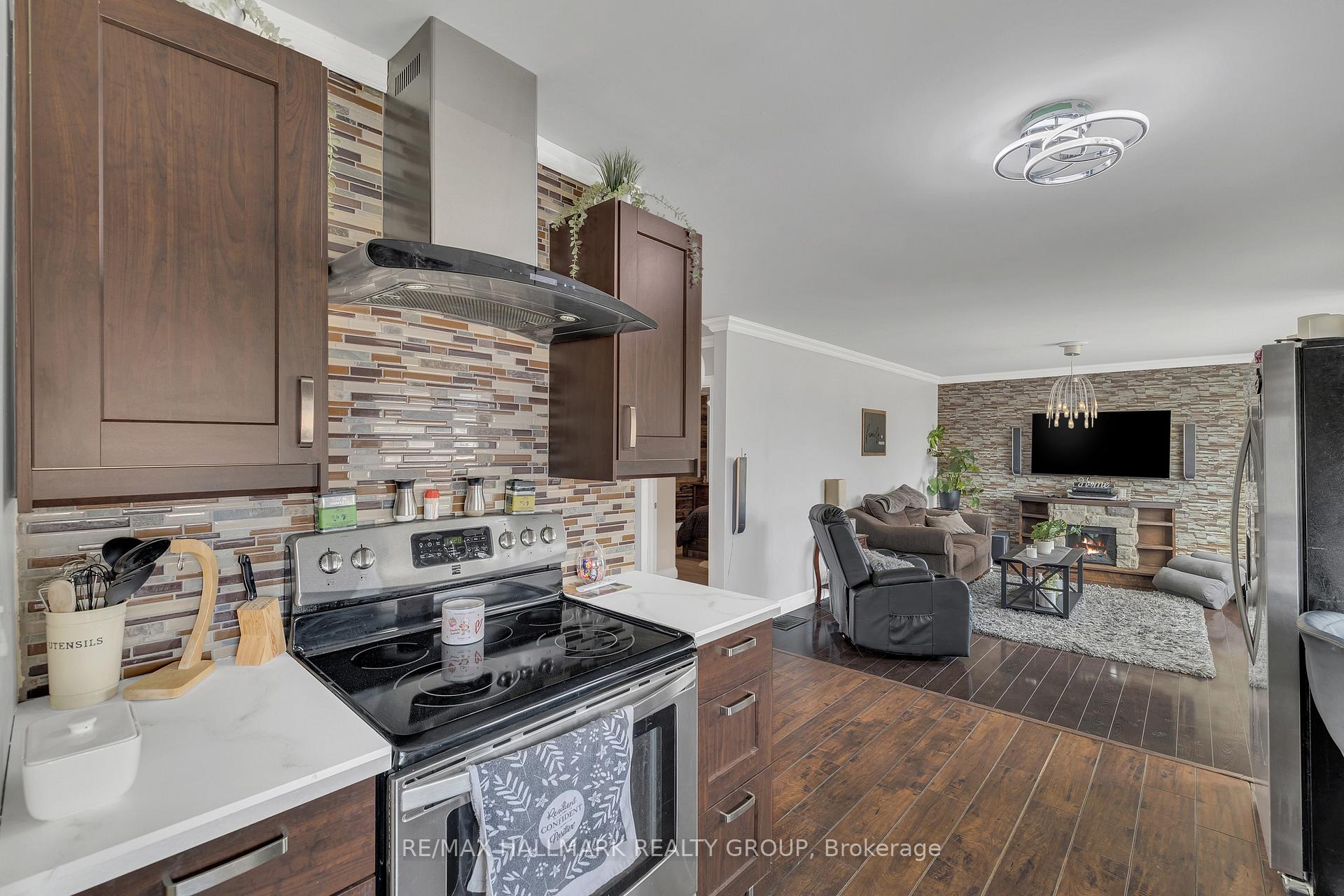 Photo 14 of 3506 Charleville Road, Augusta, Augusta Twp — HOMEH