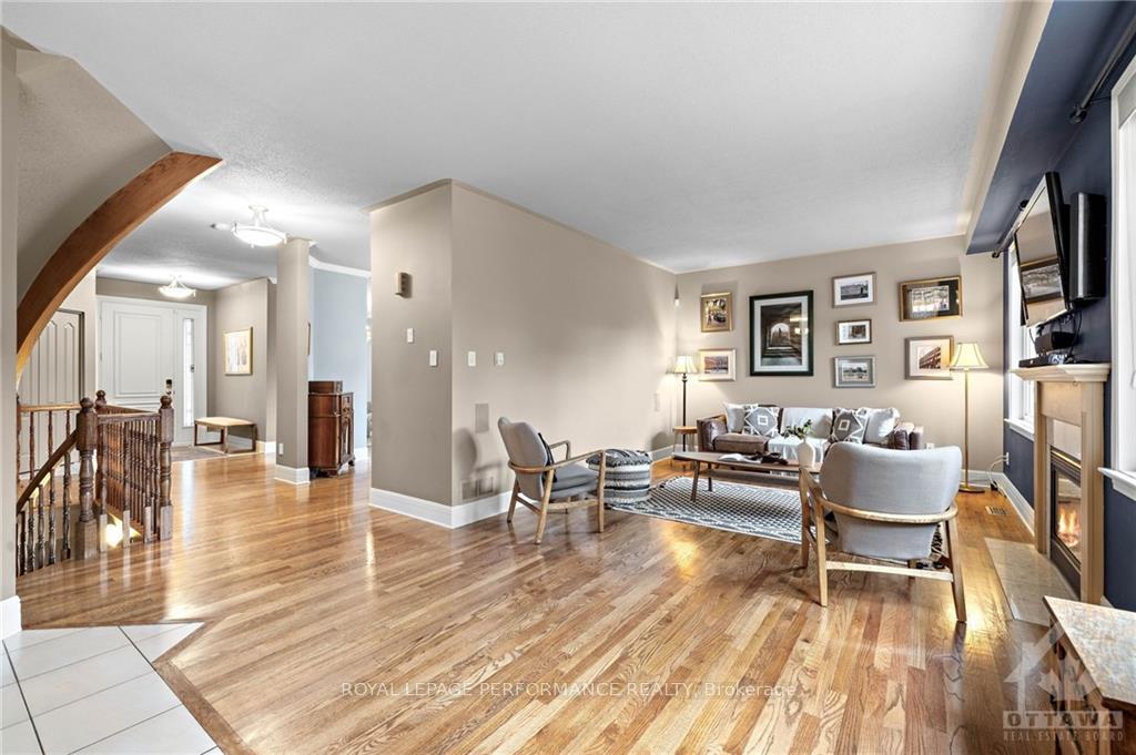 Photo 6 of 315 Smyth Road, Ottawa, Riverview Park — HOMEH