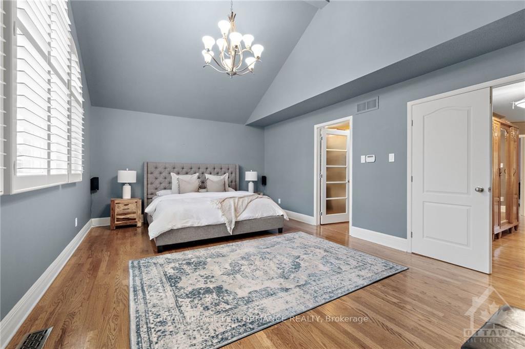 Photo 14 of 315 Smyth Road, Ottawa, Riverview Park — HOMEH