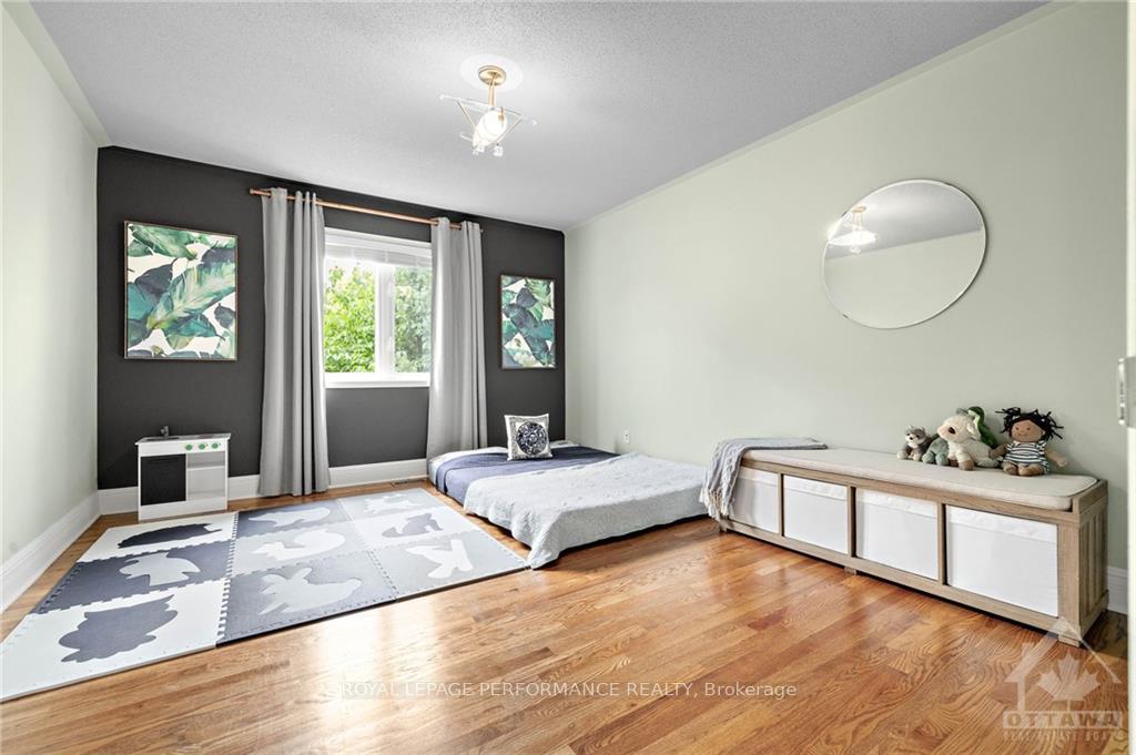 Photo 19 of 315 Smyth Road, Ottawa, Riverview Park — HOMEH
