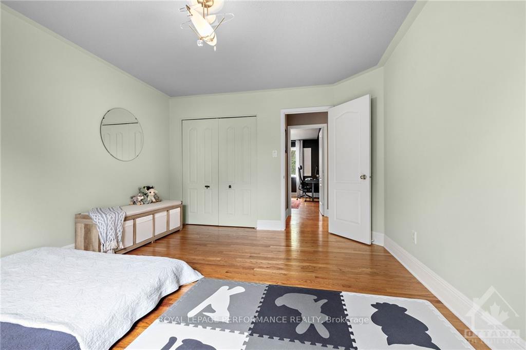 Photo 20 of 315 Smyth Road, Ottawa, Riverview Park — HOMEH