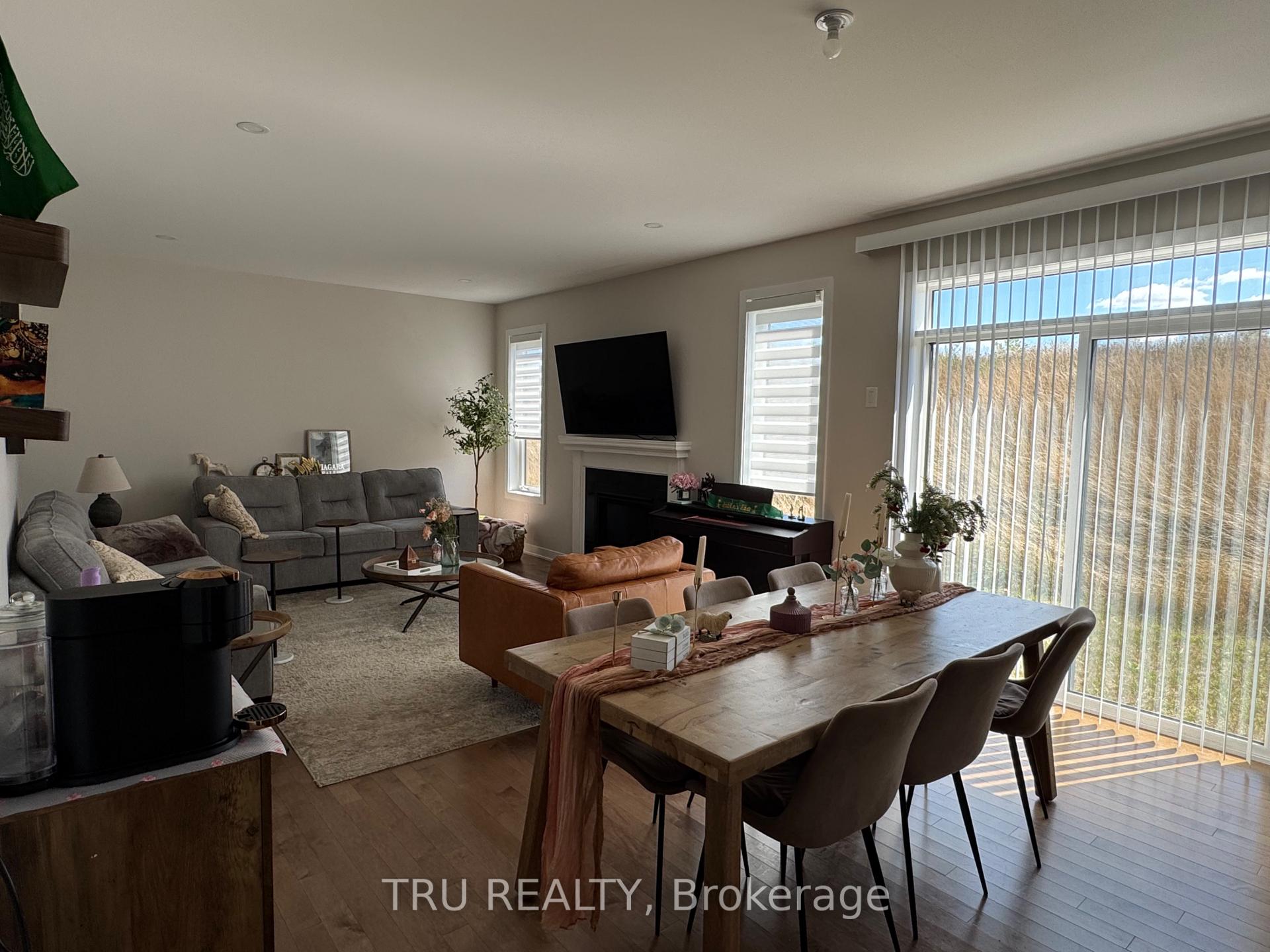 Photo 10 of 736 Eminence Street, Ottawa, Barrhaven - Half Moon Bay — HOMEH