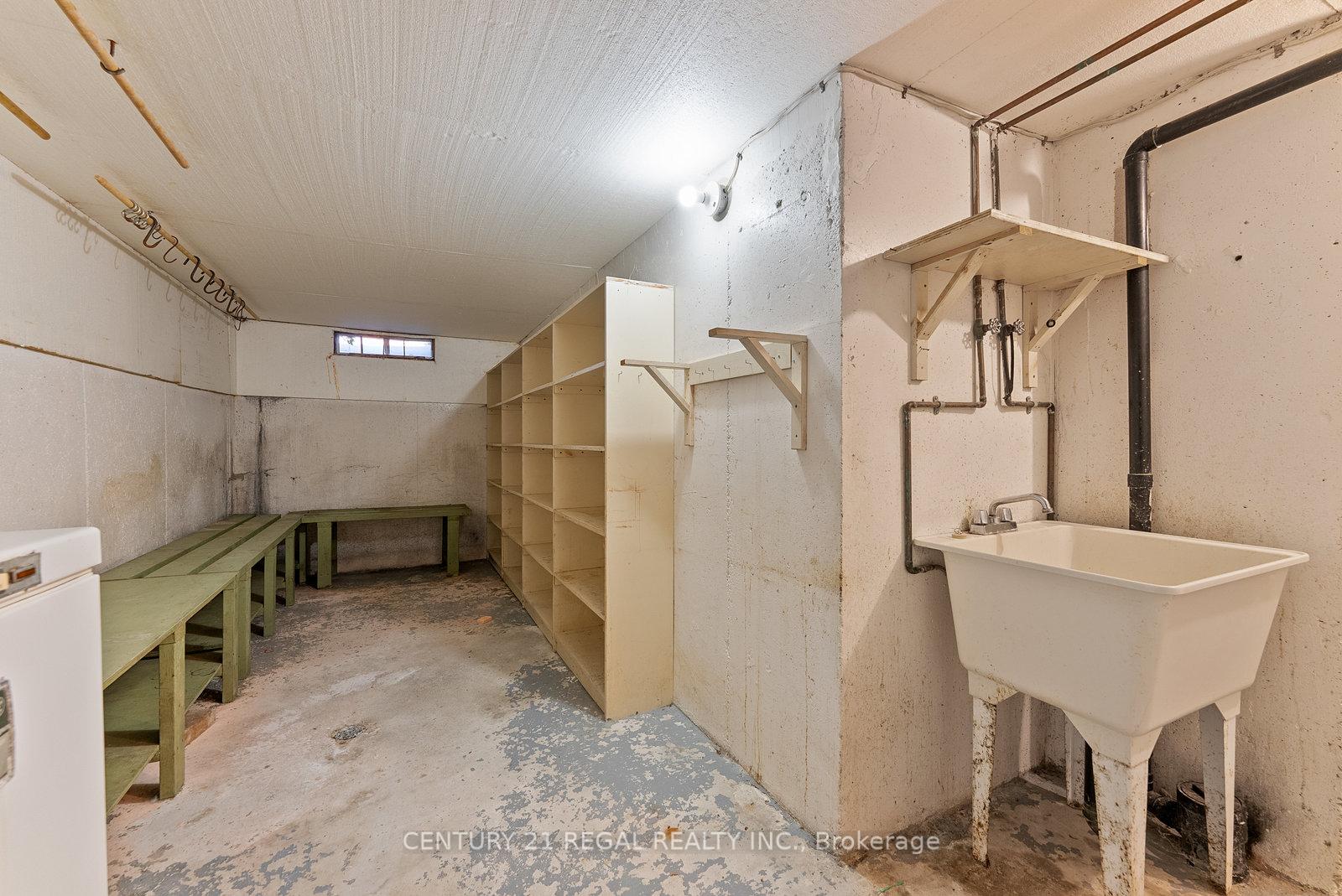 Photo 1 of 137 Fifth Avenue, Vaughan, East Woodbridge — HOMEH