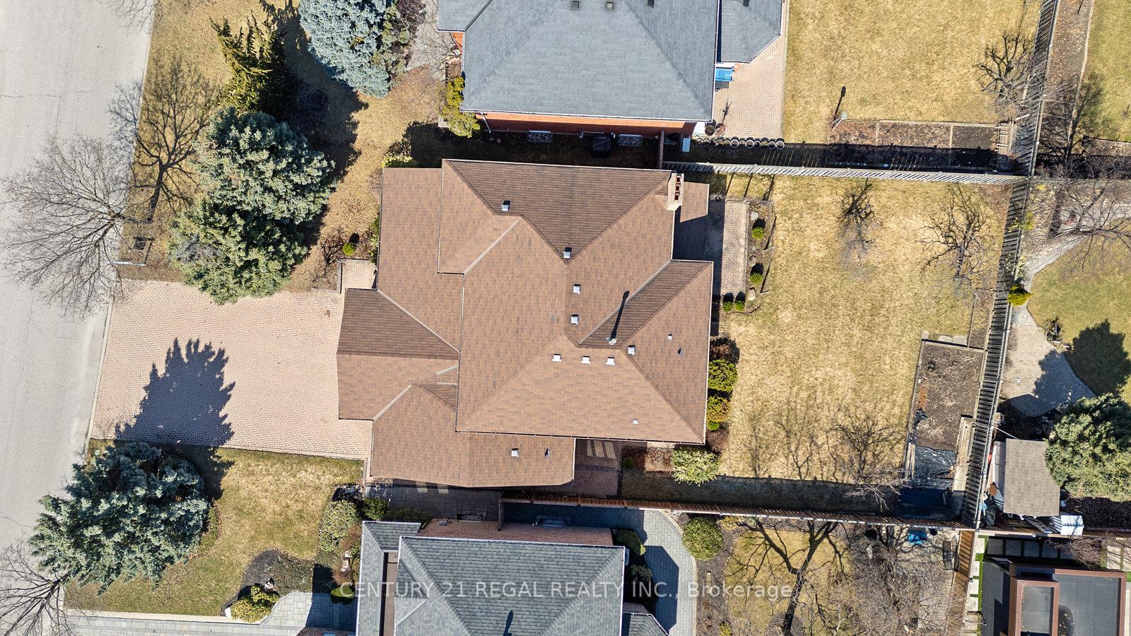 Photo 9 of 137 Fifth Avenue, Vaughan, East Woodbridge — HOMEH