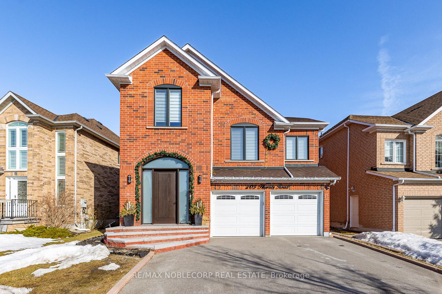 Photo 1 of Unit BSMT, 205 Hawker Road, Vaughan, Maple — HOMEH
