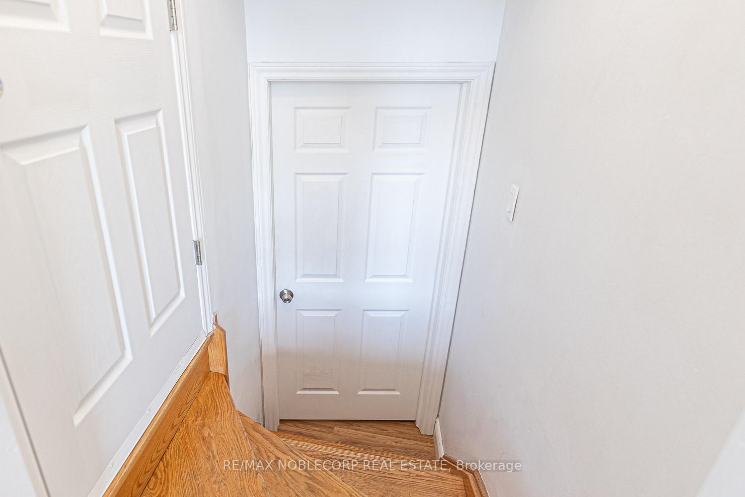 Photo 2 of Unit BSMT, 205 Hawker Road, Vaughan, Maple — HOMEH