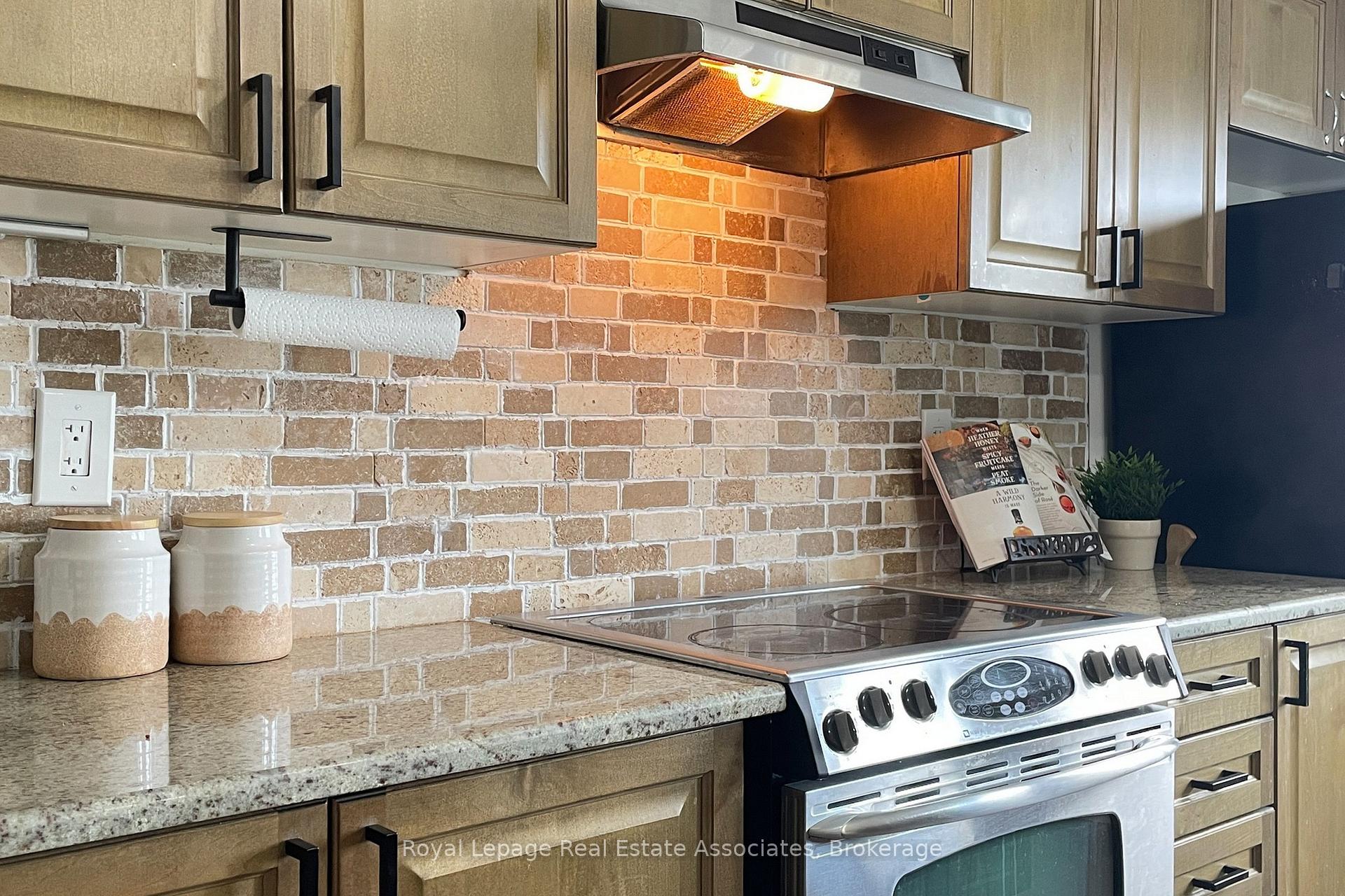 Photo 68 of 6 Benjamin Way, Whitby, Blue Grass Meadows — HOMEH