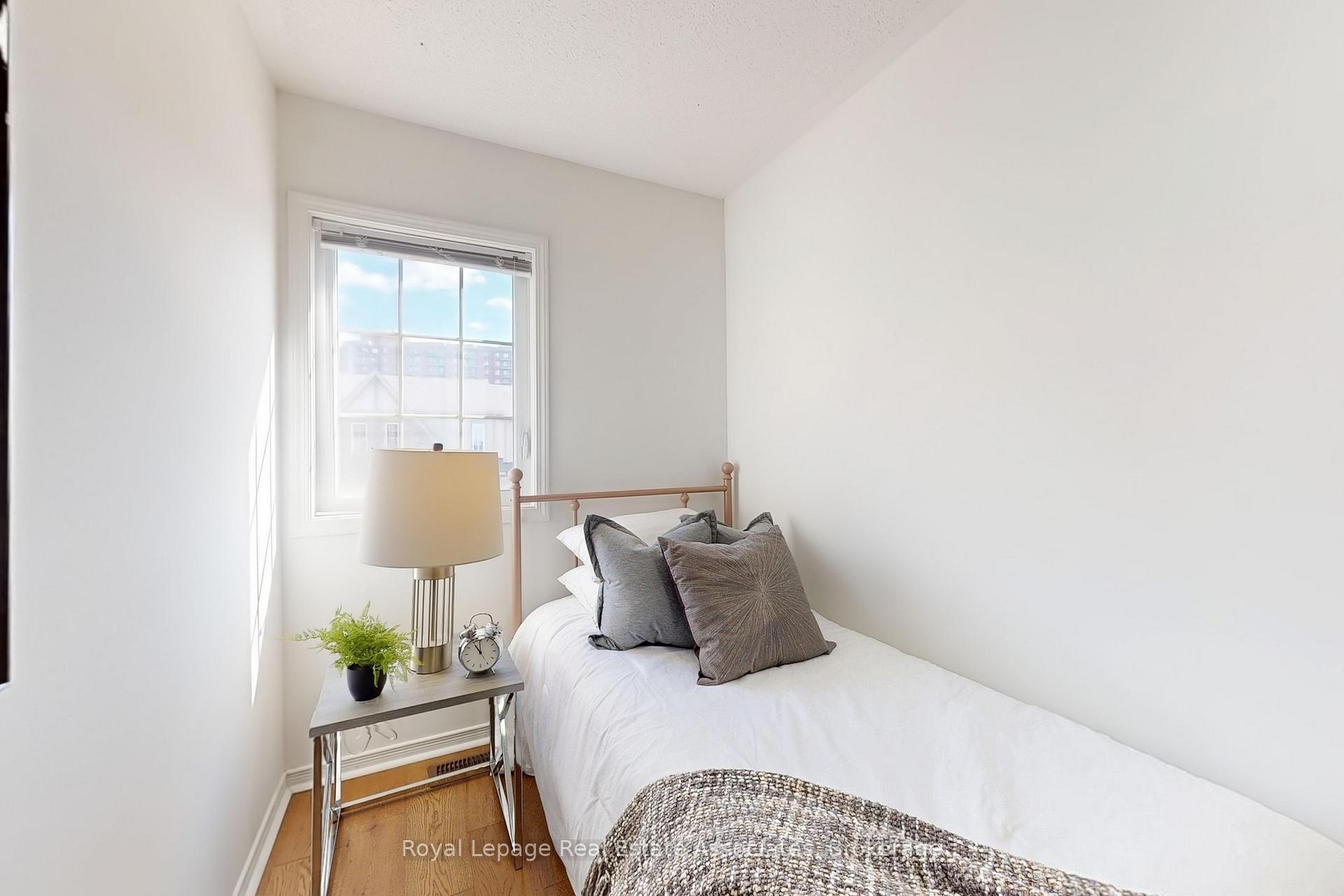 Photo 78 of 6 Benjamin Way, Whitby, Blue Grass Meadows — HOMEH