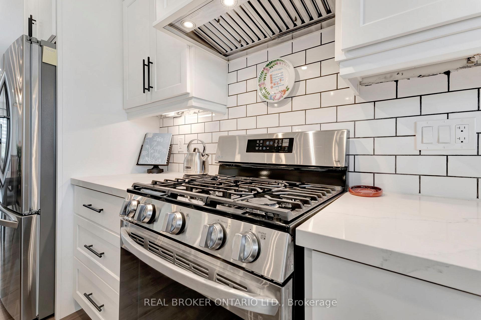 Photo 11 of 56532 Heritage Line, Bayham, Straffordville — HOMEH