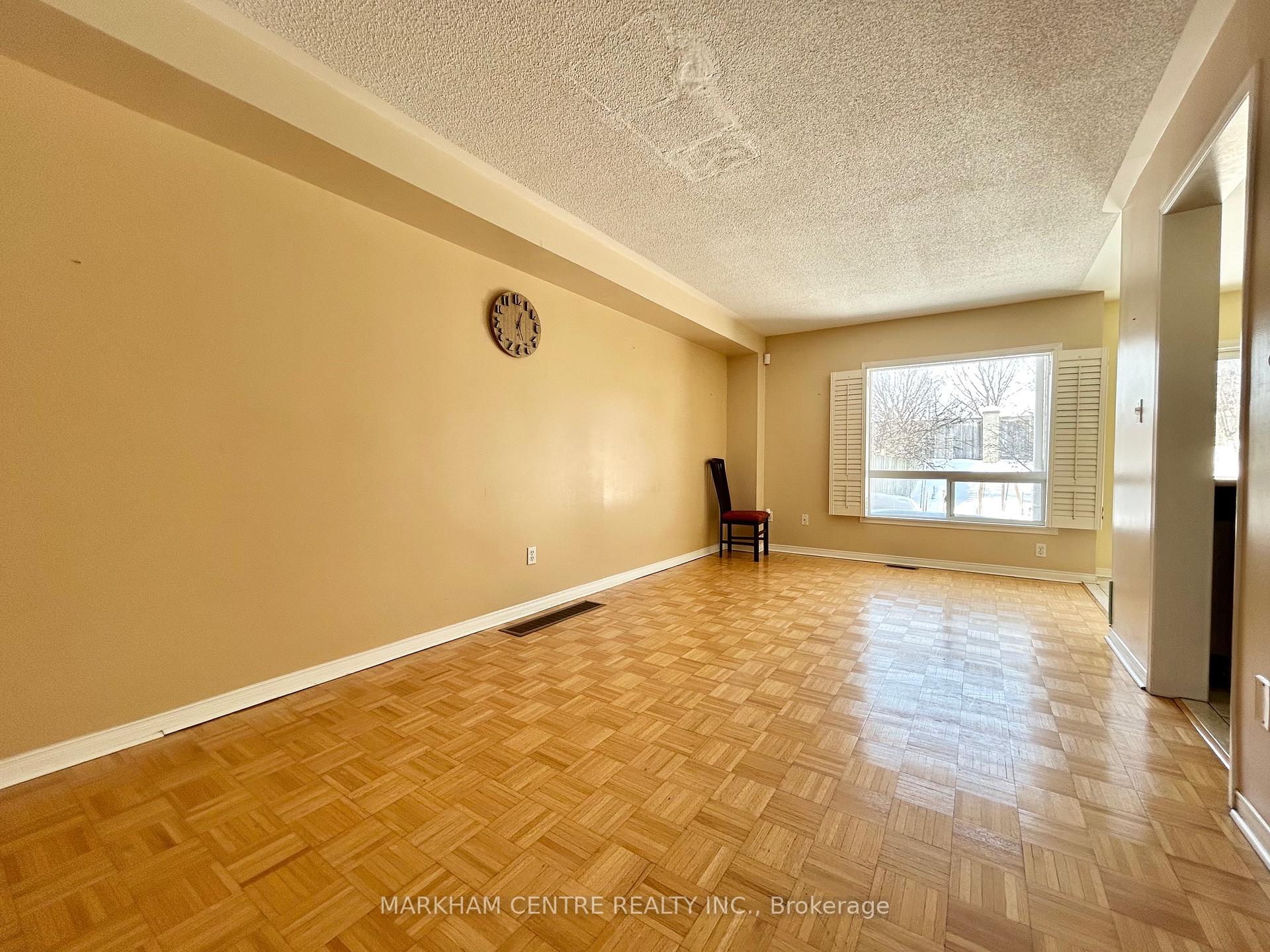 Photo 3 of 148 Deepsprings Crescent, Vaughan, Vellore Village — HOMEH