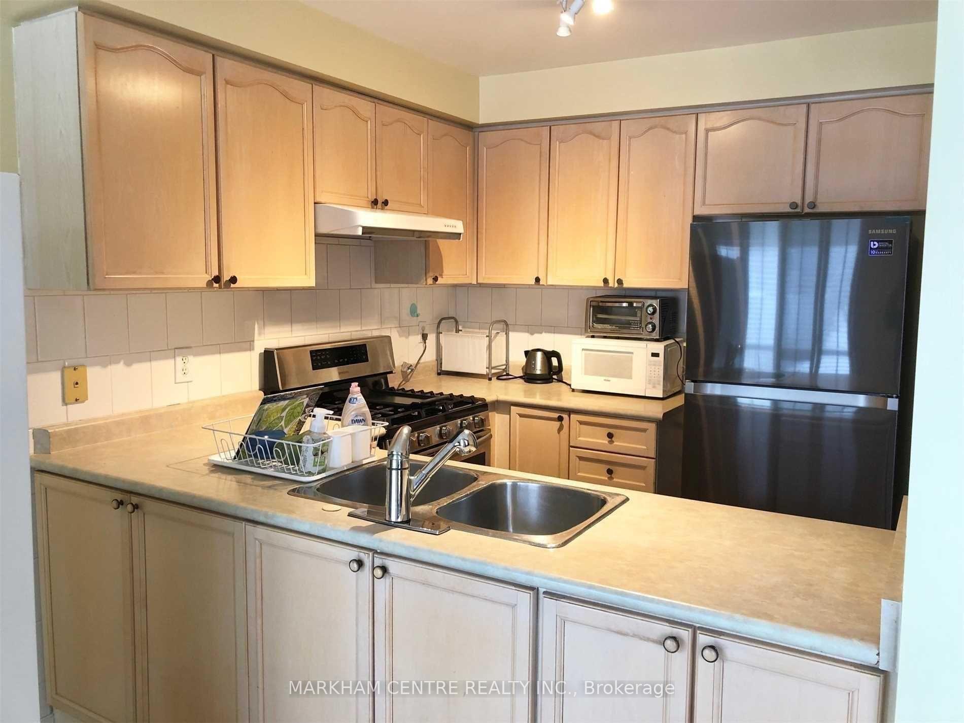 Photo 5 of 148 Deepsprings Crescent, Vaughan, Vellore Village — HOMEH