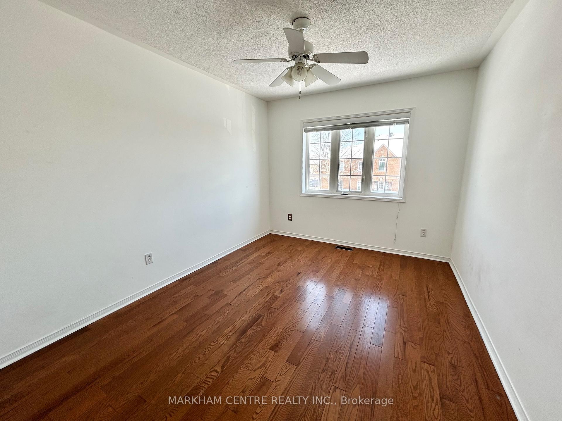 Photo 10 of 148 Deepsprings Crescent, Vaughan, Vellore Village — HOMEH