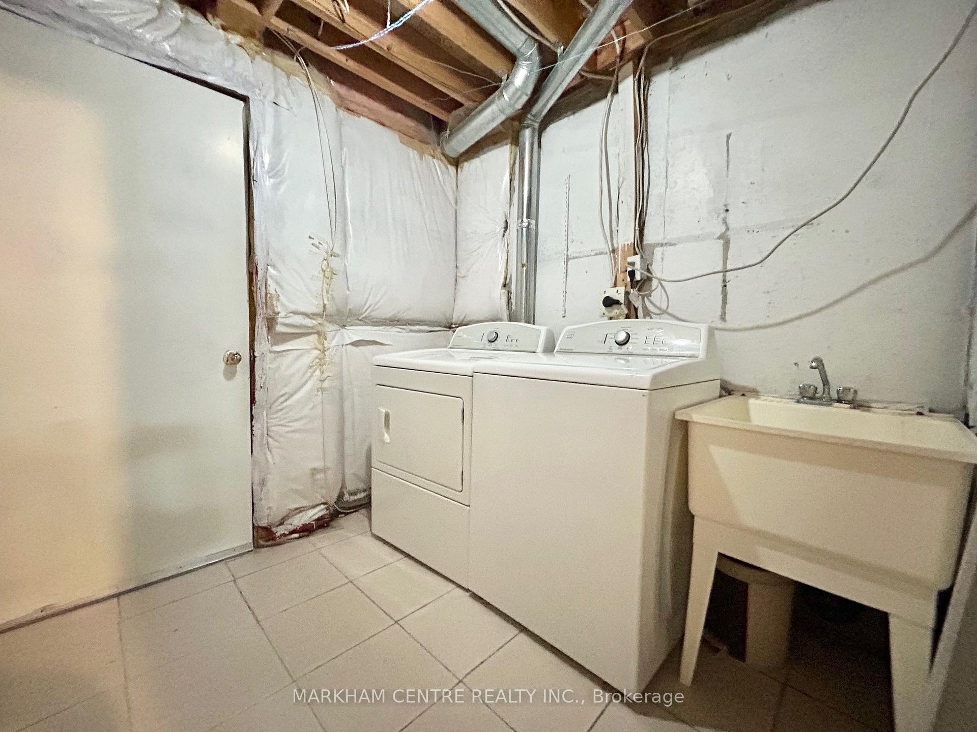 Photo 14 of 148 Deepsprings Crescent, Vaughan, Vellore Village — HOMEH