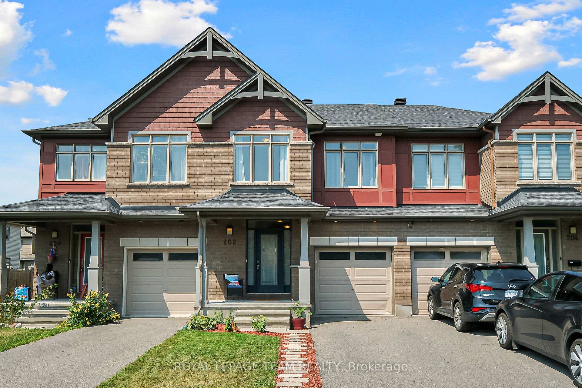 Photo 1 of 202 Nightfall Street W, Ottawa, Riverside South/Gloucester Glen — HOMEH
