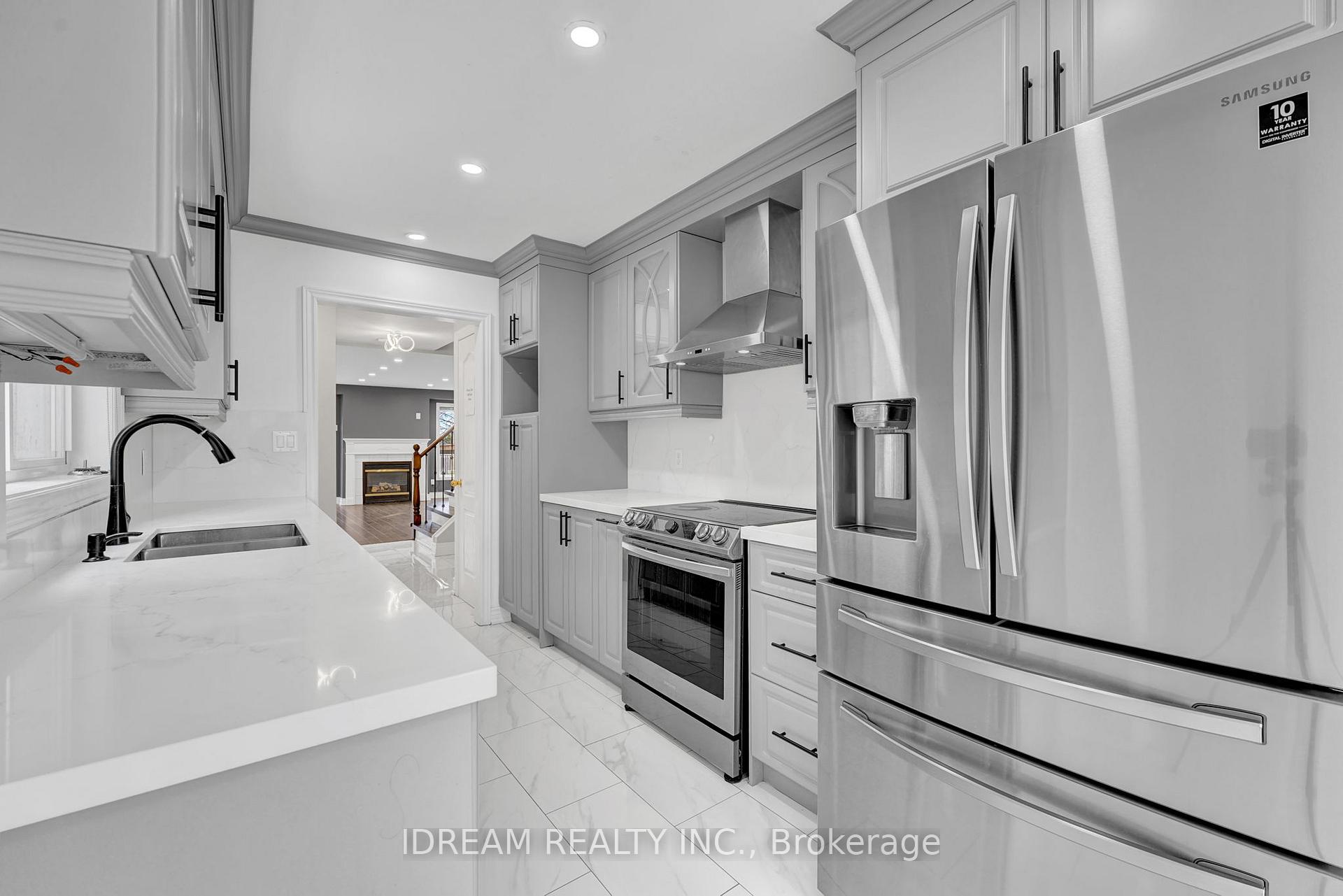 Photo 8 of 11 Alanno Way, Vaughan, Sonoma Heights — HOMEH
