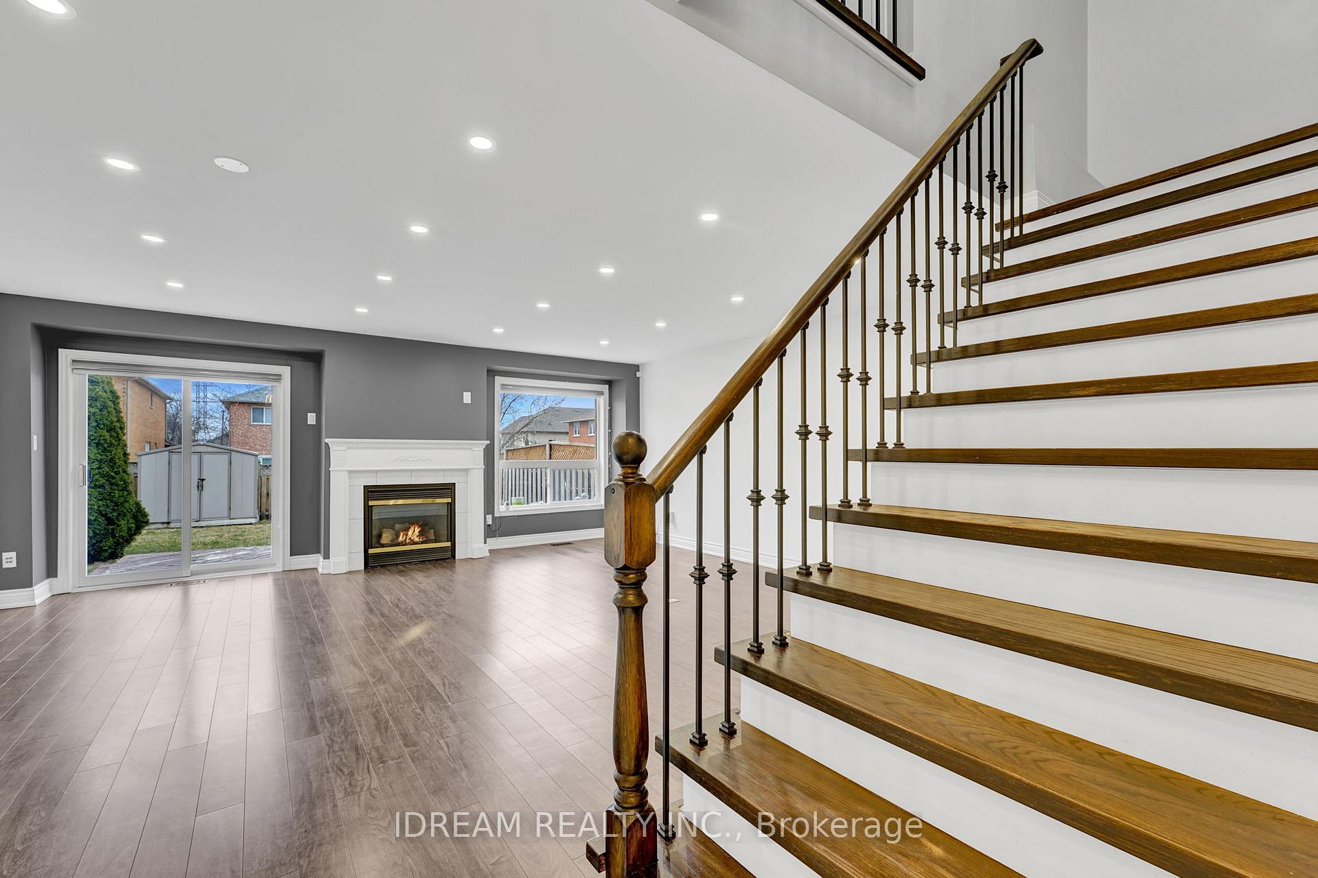 Photo 18 of 11 Alanno Way, Vaughan, Sonoma Heights — HOMEH