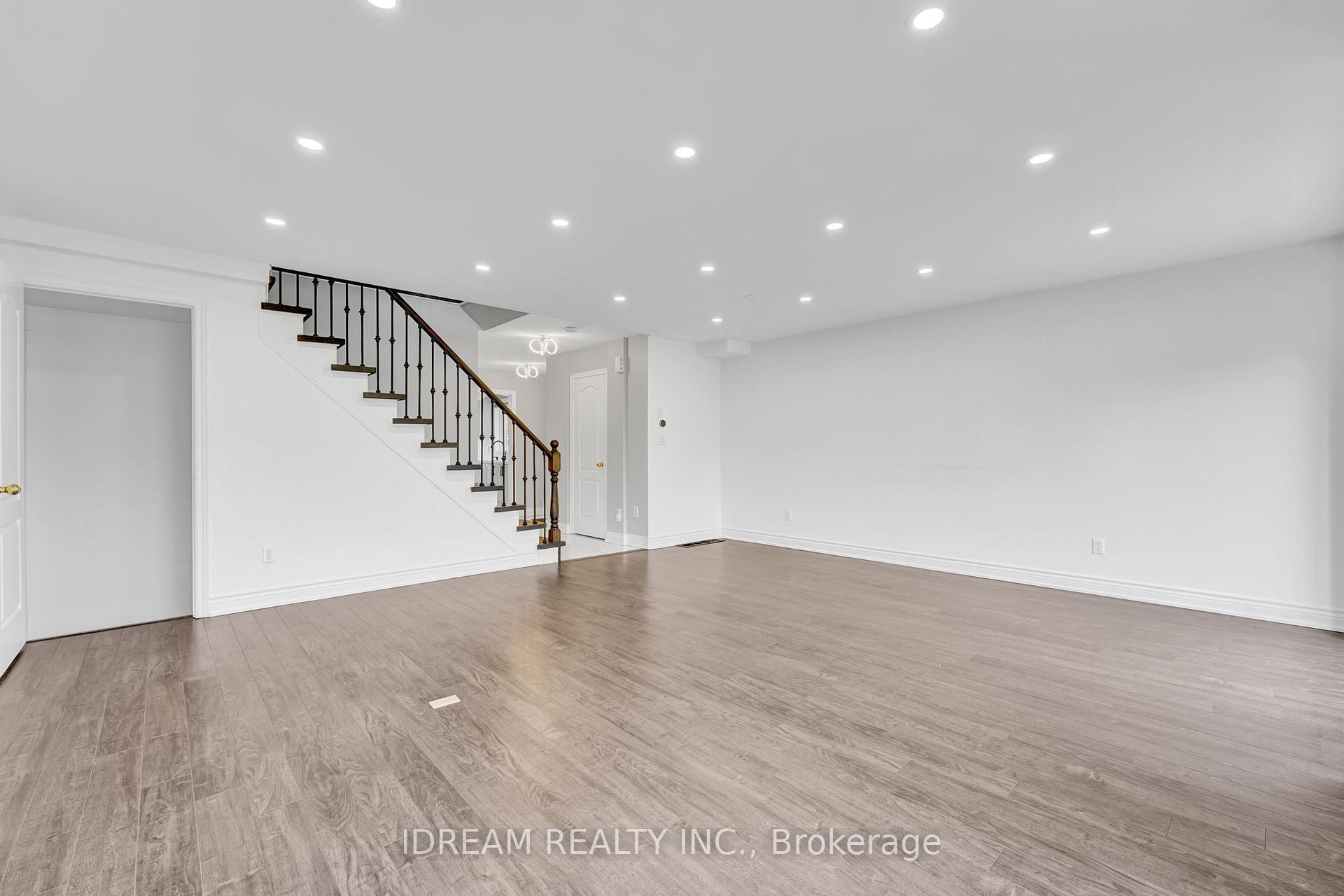Photo 19 of 11 Alanno Way, Vaughan, Sonoma Heights — HOMEH