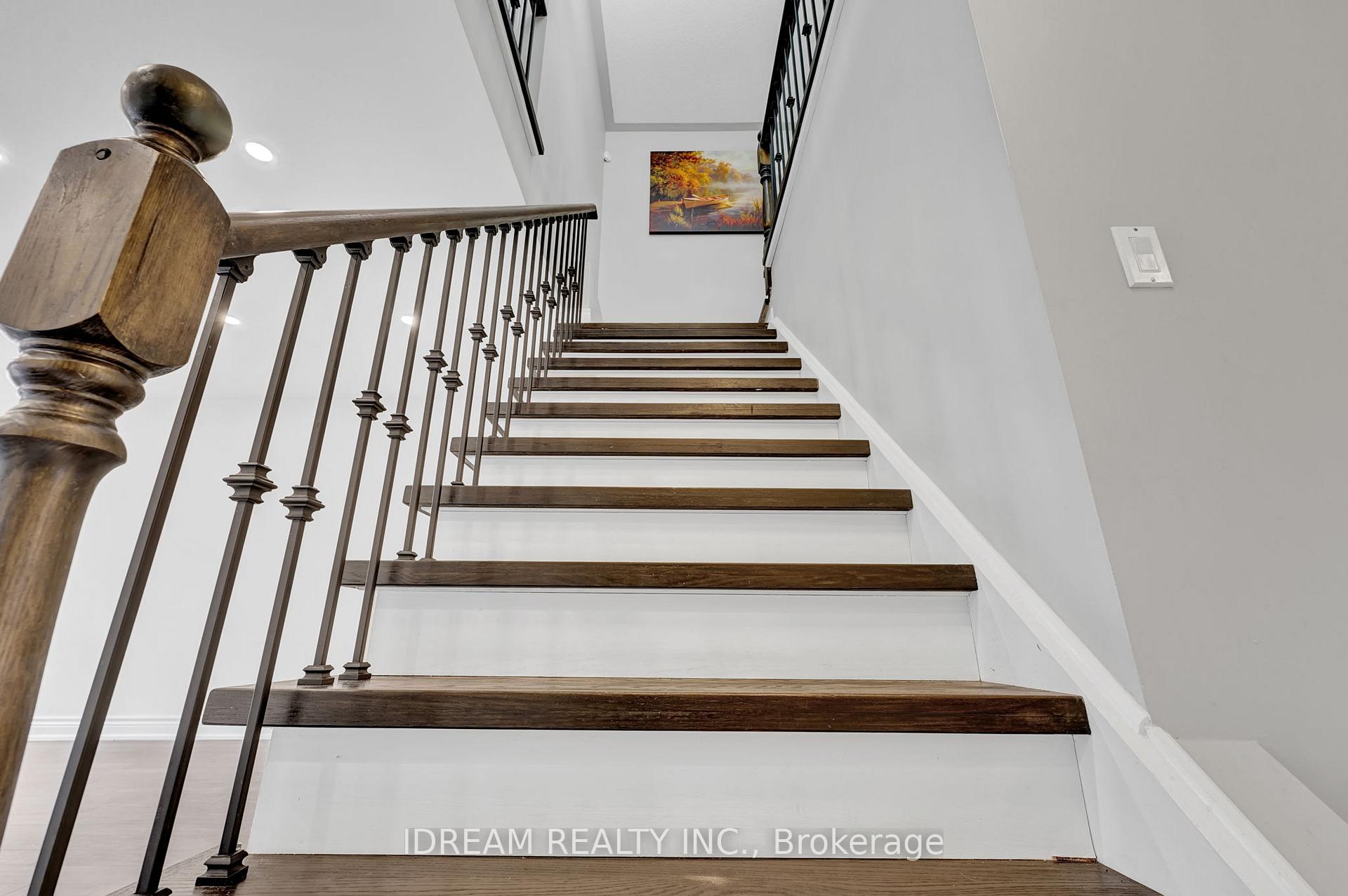 Photo 21 of 11 Alanno Way, Vaughan, Sonoma Heights — HOMEH