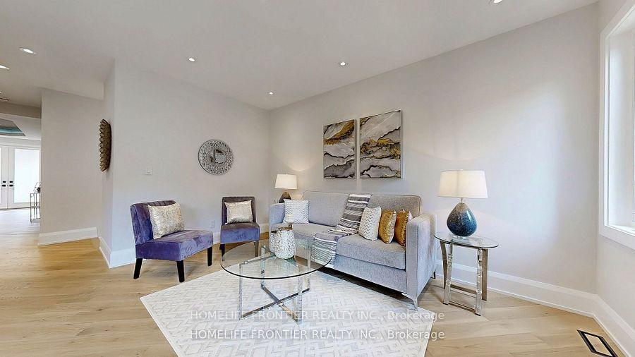 Photo 12 of 21 Givon Street, Vaughan, Patterson — HOMEH