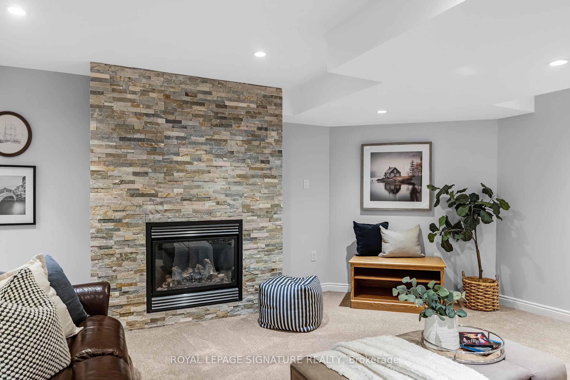 Photo 33 of 55 Montana Crescent, Whitby, Brooklin — HOMEH