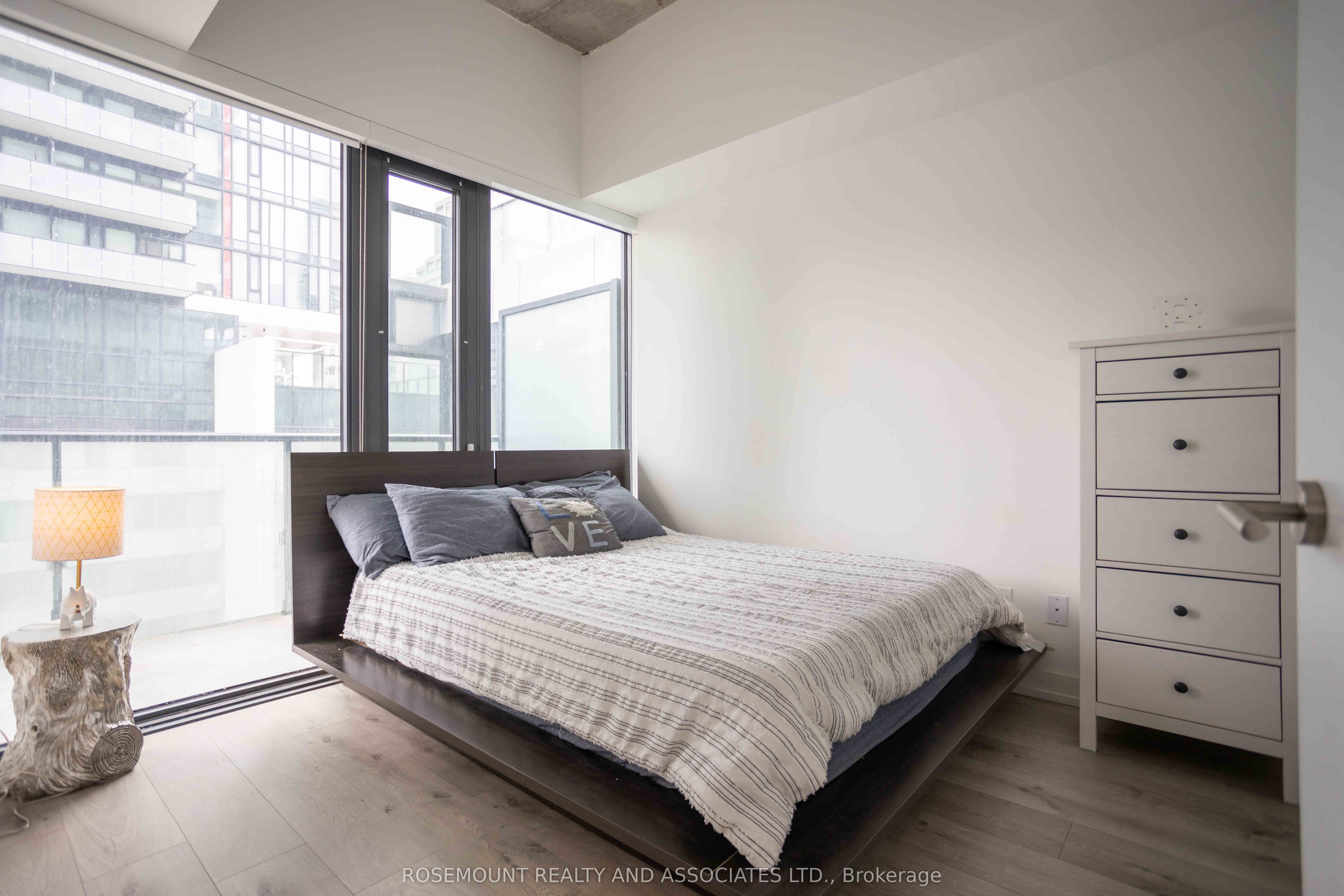 Photo 53 of Unit 712, 161 Roehampton Avenue, Toronto, Mount Pleasant West — HOMEH