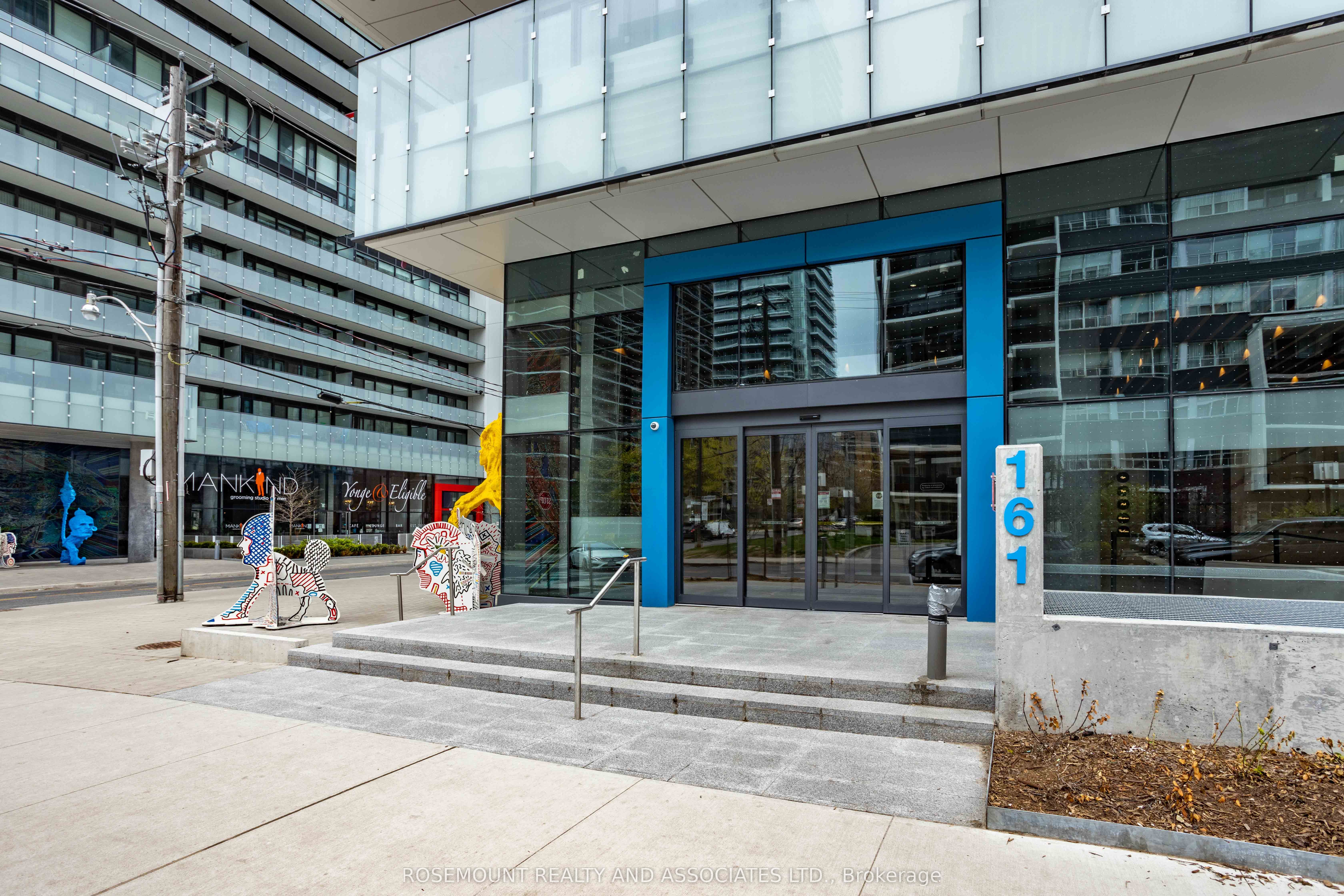 Photo 32 of Unit 712, 161 Roehampton Avenue, Toronto, Mount Pleasant West — HOMEH