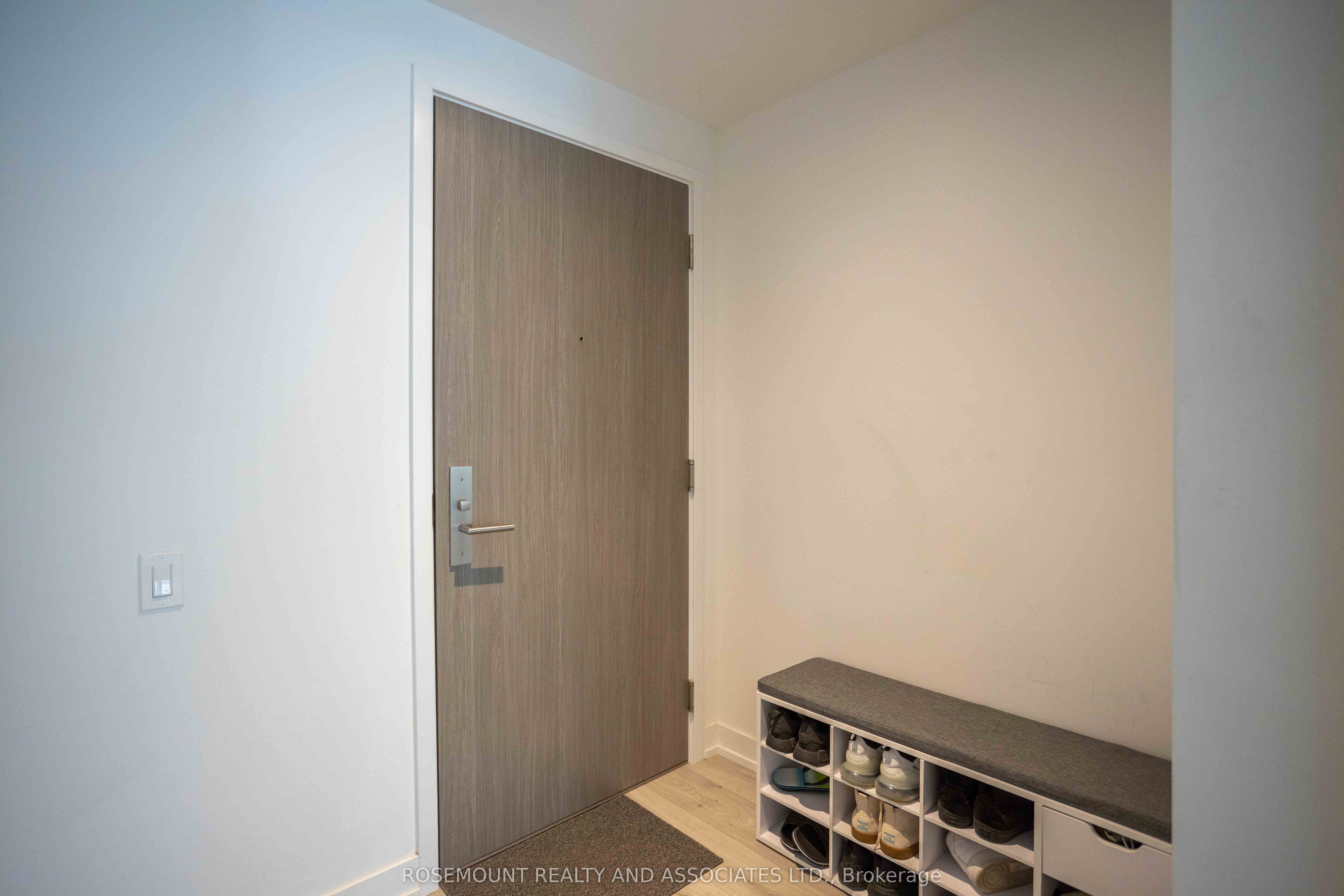 Photo 35 of Unit 712, 161 Roehampton Avenue, Toronto, Mount Pleasant West — HOMEH
