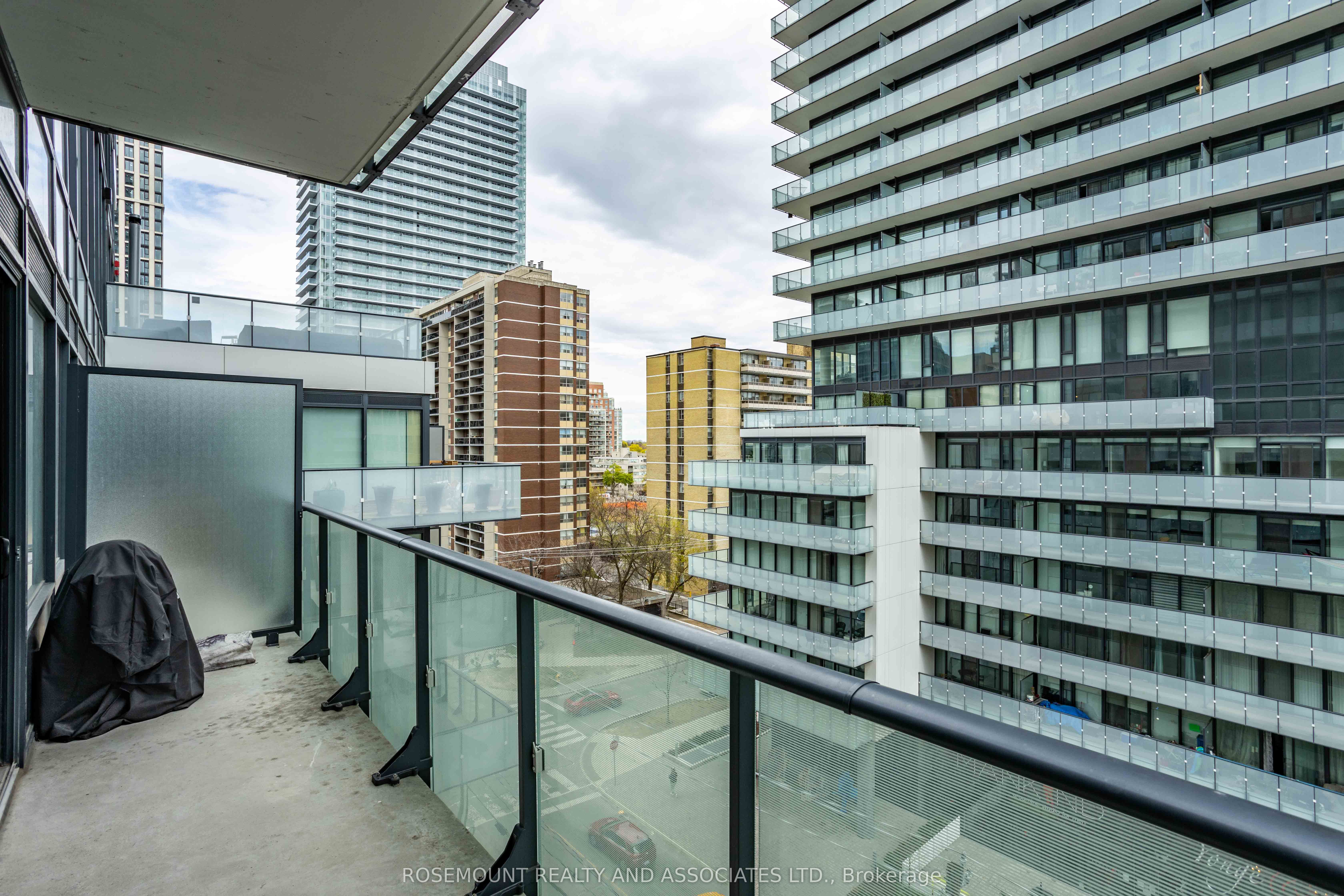 Photo 57 of Unit 712, 161 Roehampton Avenue, Toronto, Mount Pleasant West — HOMEH