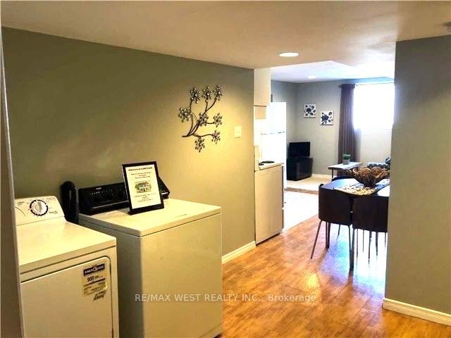 Photo 5 of Unit Bsmt, 34 Clune Place, Whitby, Pringle Creek — HOMEH