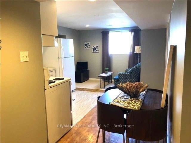 Photo 6 of Unit Bsmt, 34 Clune Place, Whitby, Pringle Creek — HOMEH