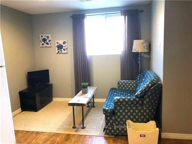 Photo 8 of Unit Bsmt, 34 Clune Place, Whitby, Pringle Creek — HOMEH